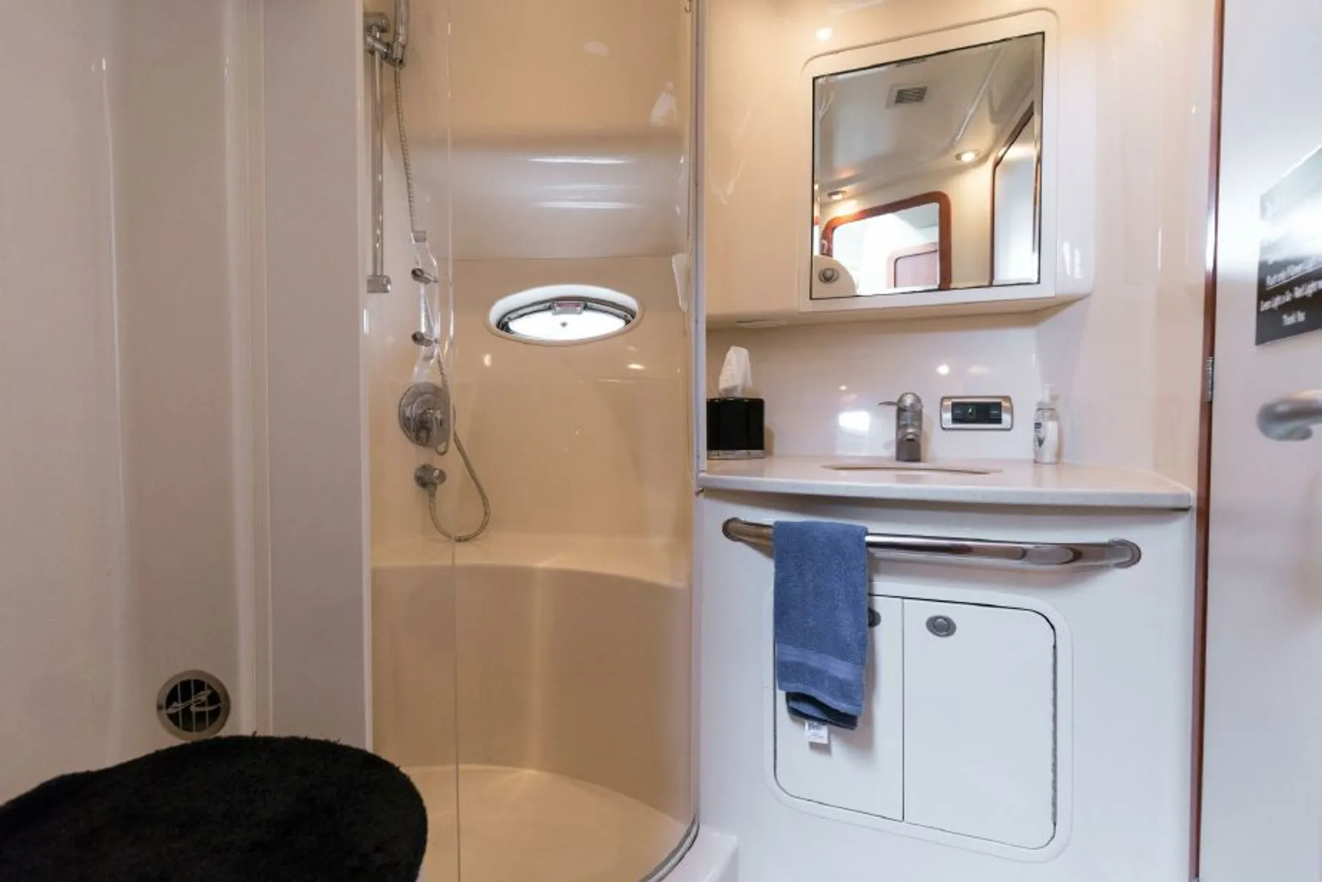 Always a Great Day on a Sea Ray Motor Yacht.