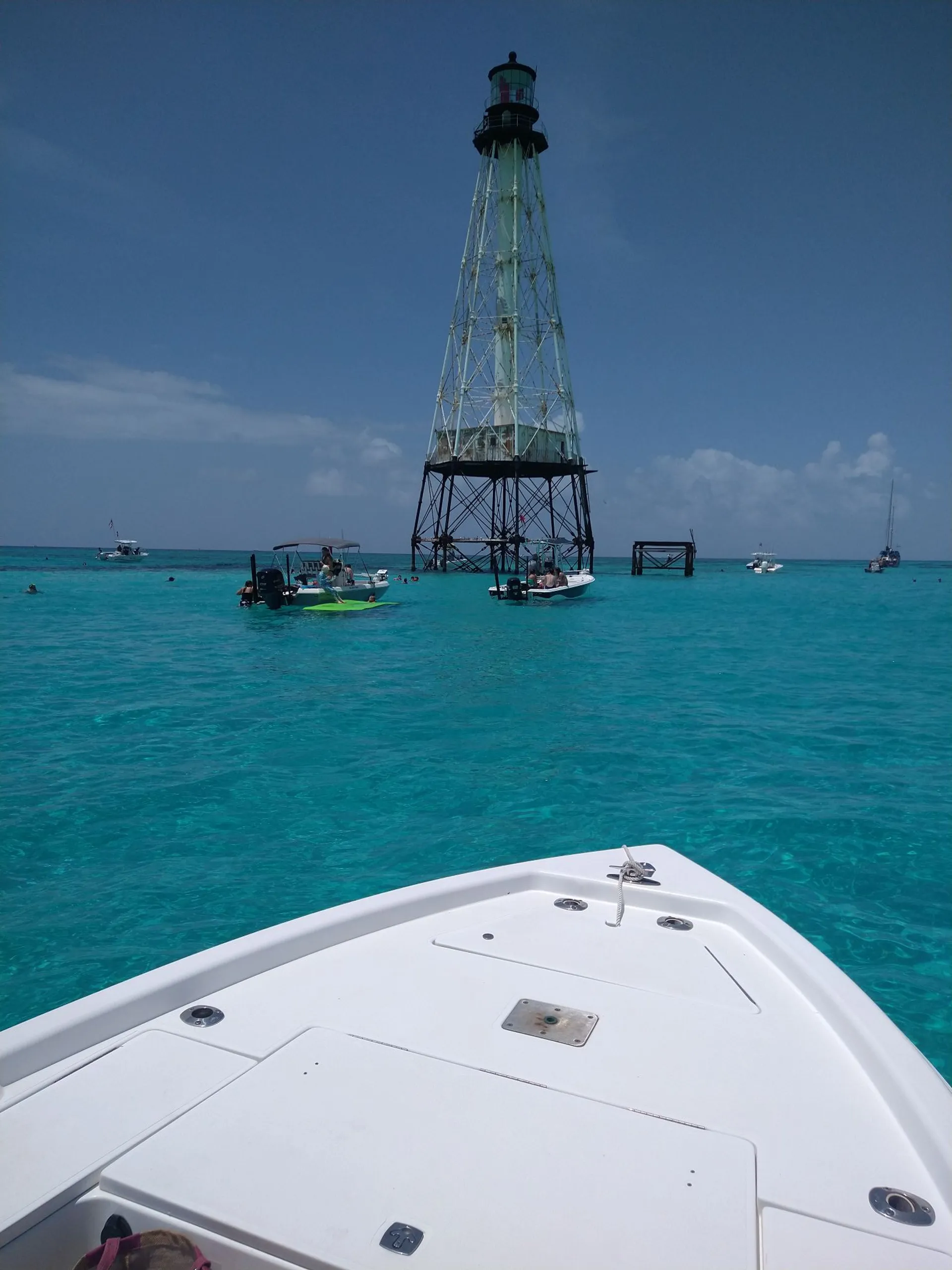22' Center Console for Lobster, Cruising, Sandbar, Sightseeing!