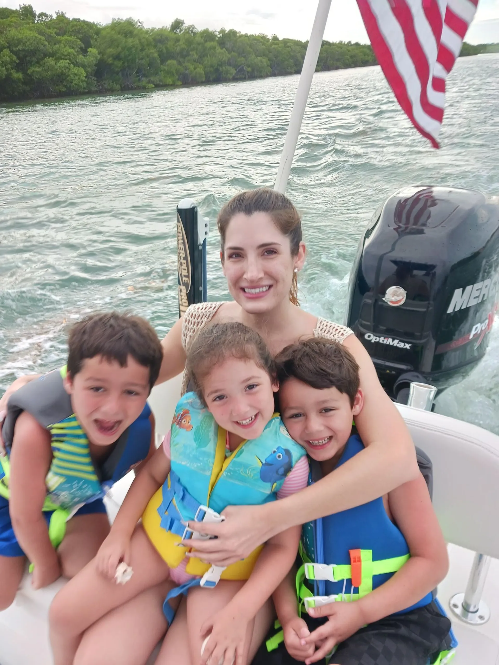 22' Center Console for Lobster, Cruising, Sandbar, Sightseeing!
