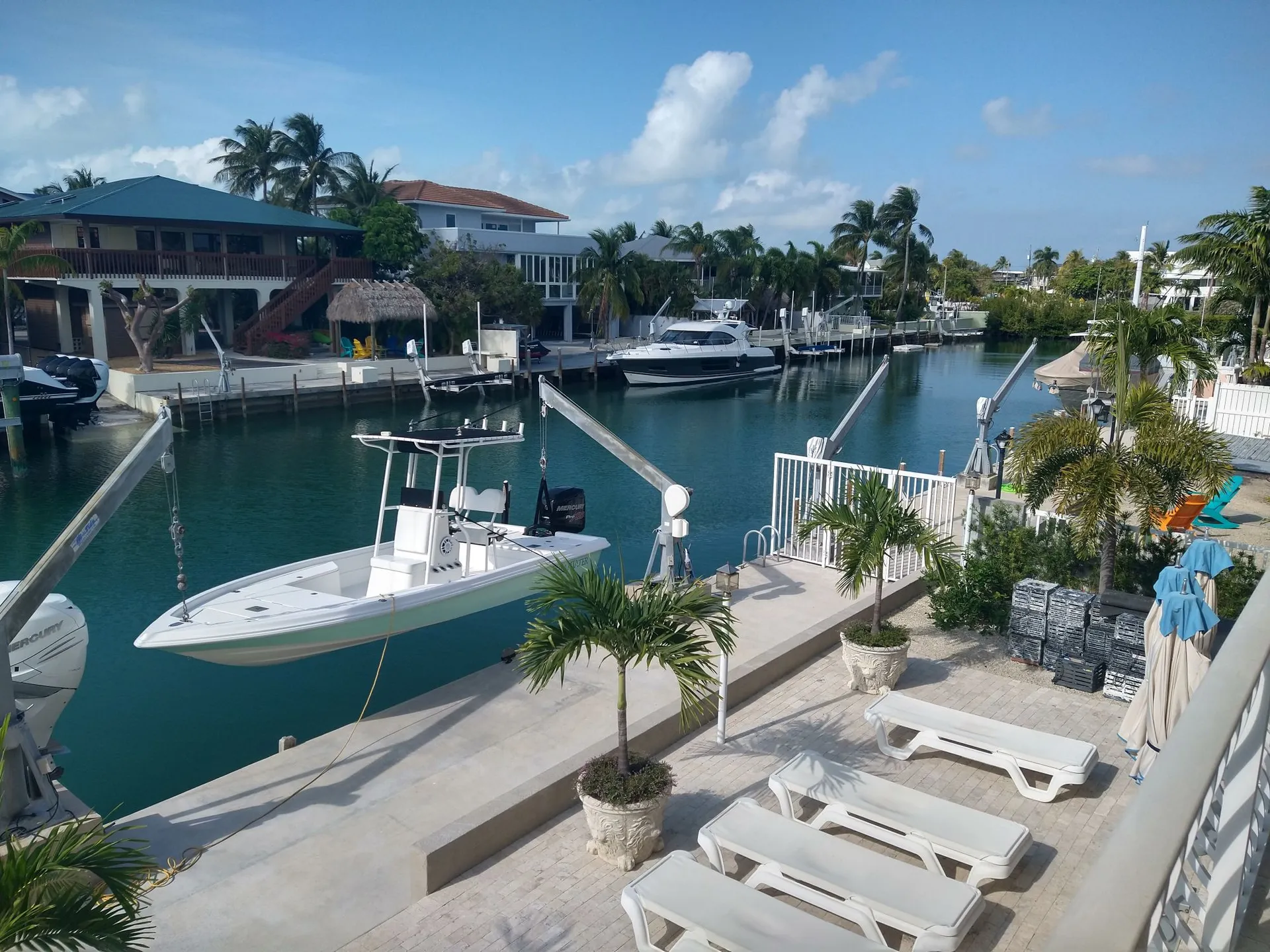 22' Center Console for Lobster, Cruising, Sandbar, Sightseeing!