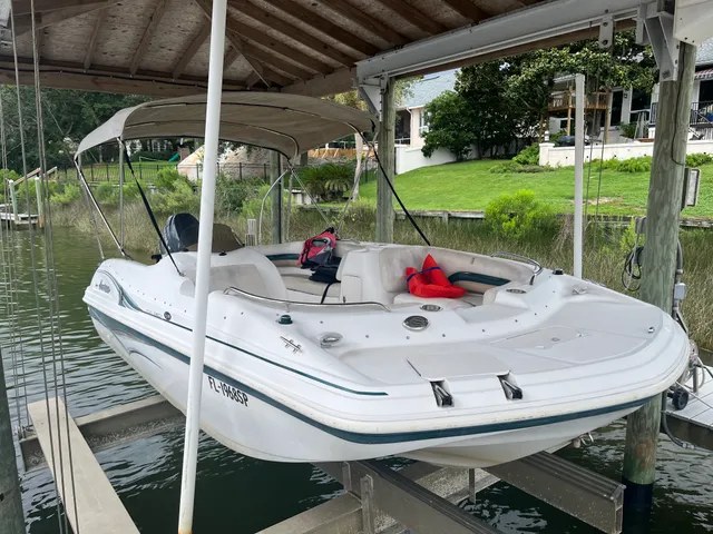 Rent a Hurricane Boats deck boat in Gulf Breeze, FL near me