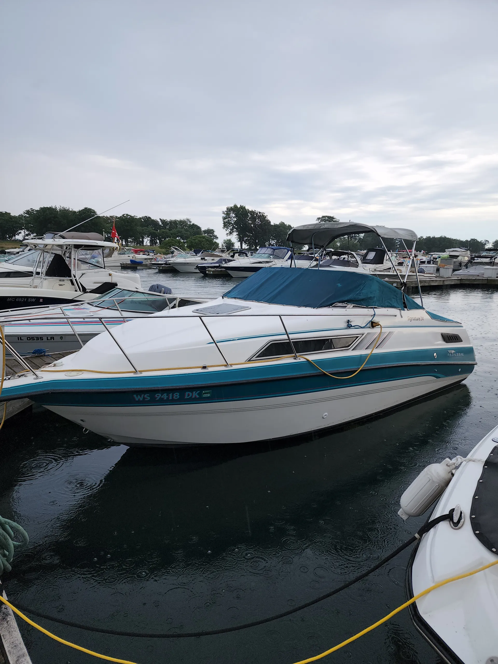 Chaparral Boats 24 Signature in Chicago, IL — photo 3