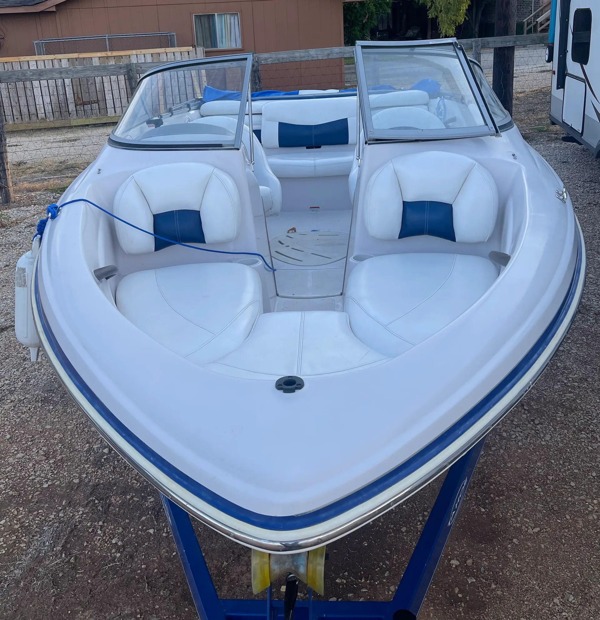 Tahoe by Tracker Marine Q4SF Ski/Fish W/90ELPTO  in New Braunfels, TX — photo 3