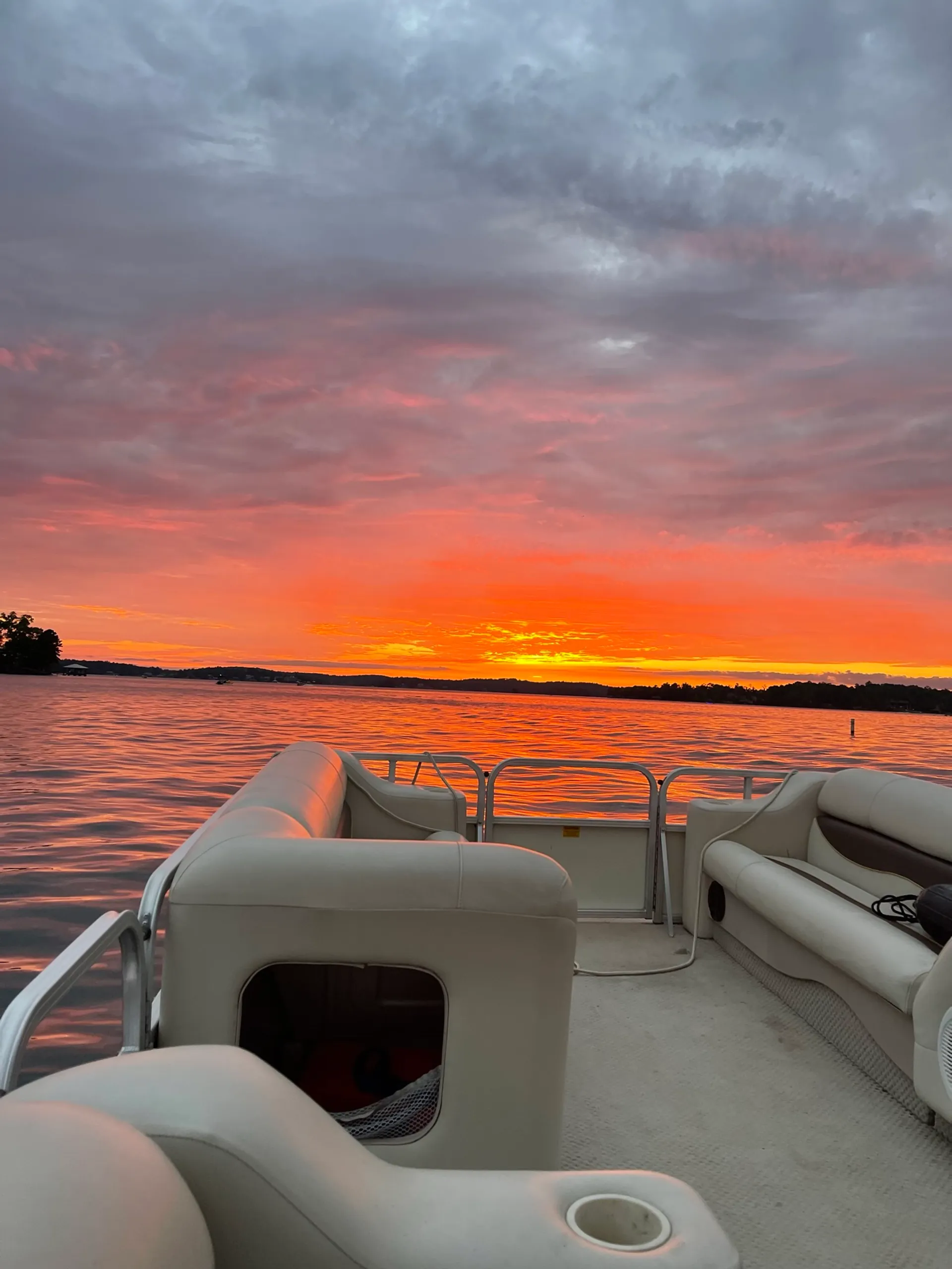 Odyssey Pontoons 325C in Dadeville, AL — photo 5