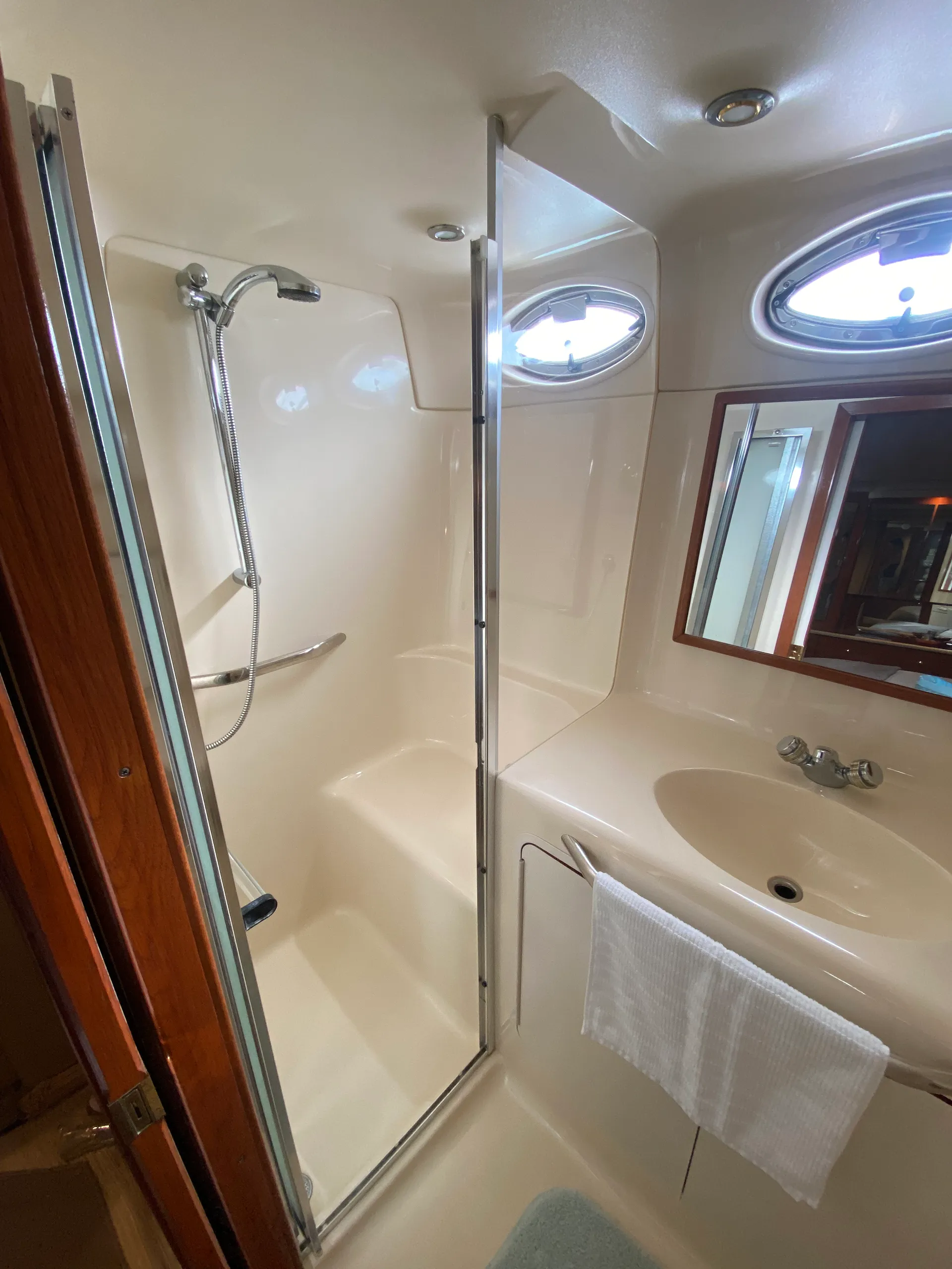 Sea Ray Boats IO1101495 in Fort Lauderdale, FL — photo 7