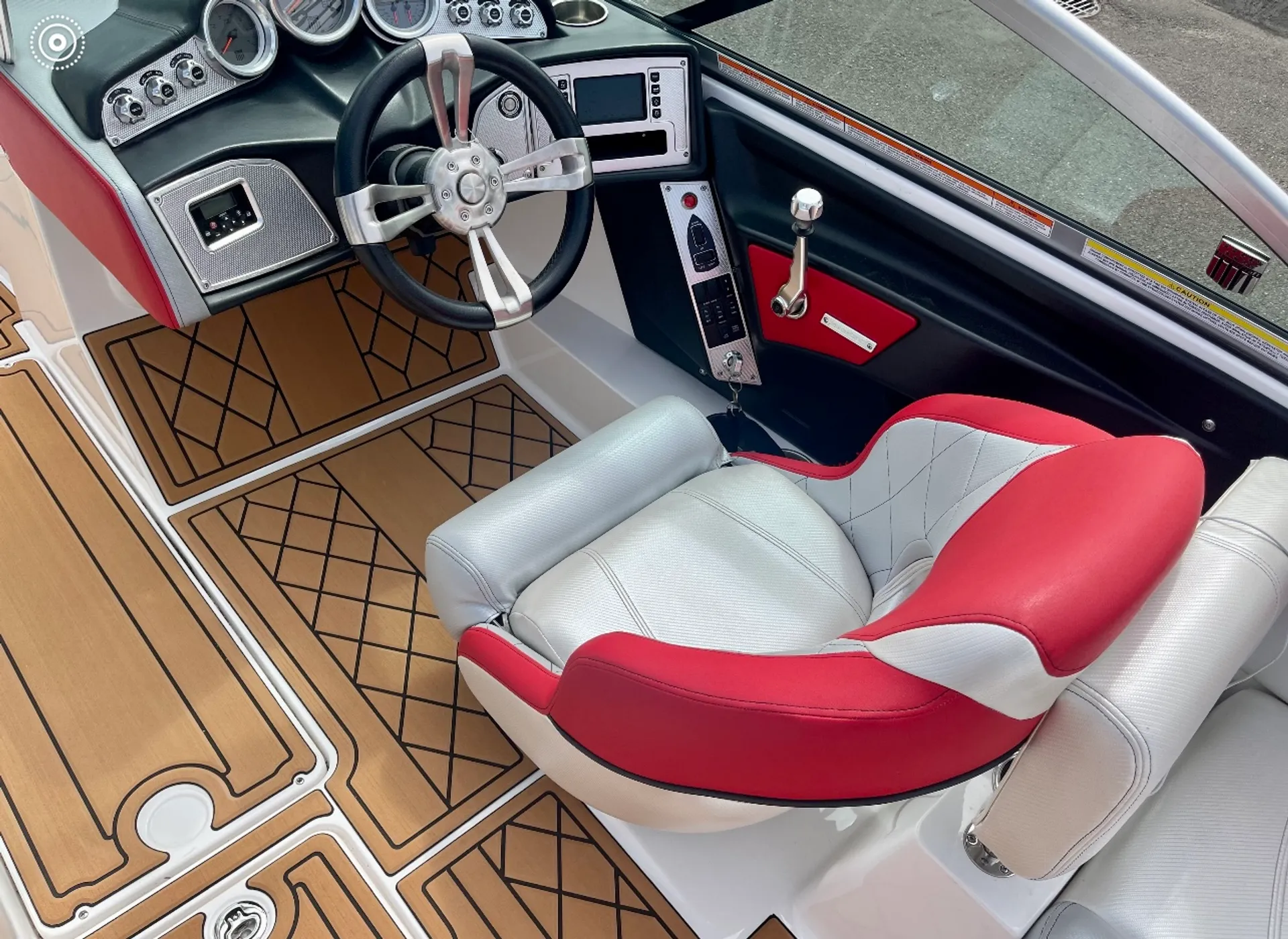 MasterCraft Boats X14V in Pacific, WA — photo 4