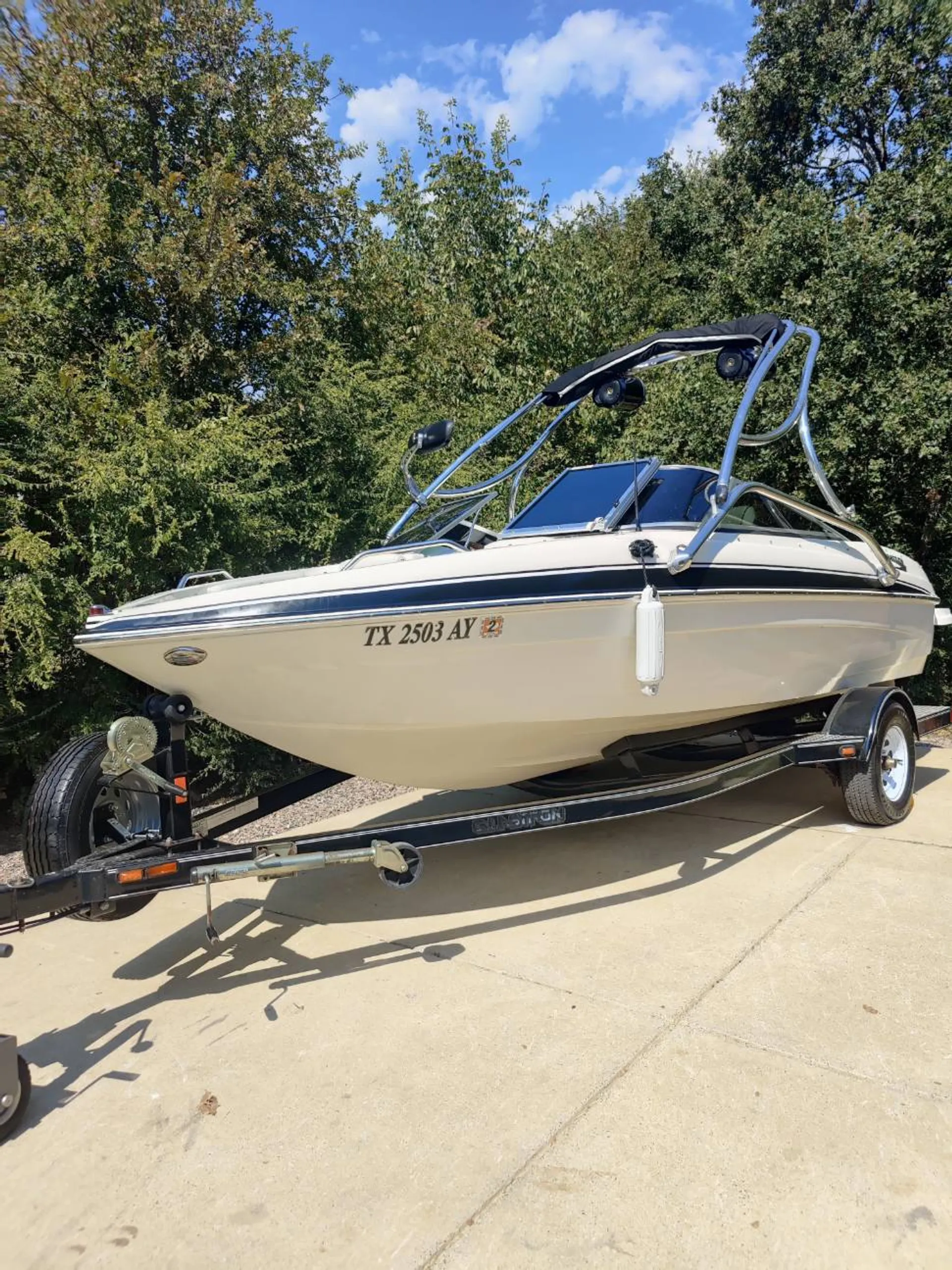 Glastron Boats GT185 in Oak Point, TX — photo 2