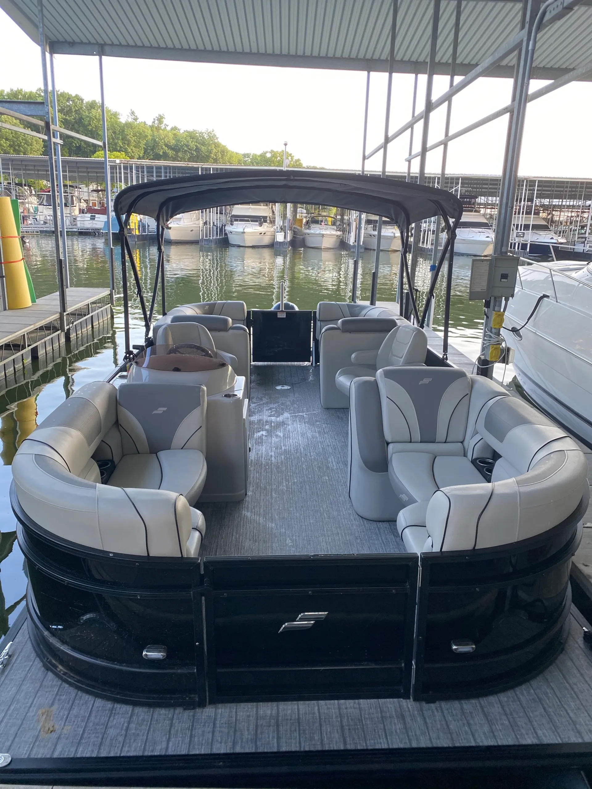 STARCRAFT MARINE CX 23 DL TRITOON in Hendersonville, TN — photo 2