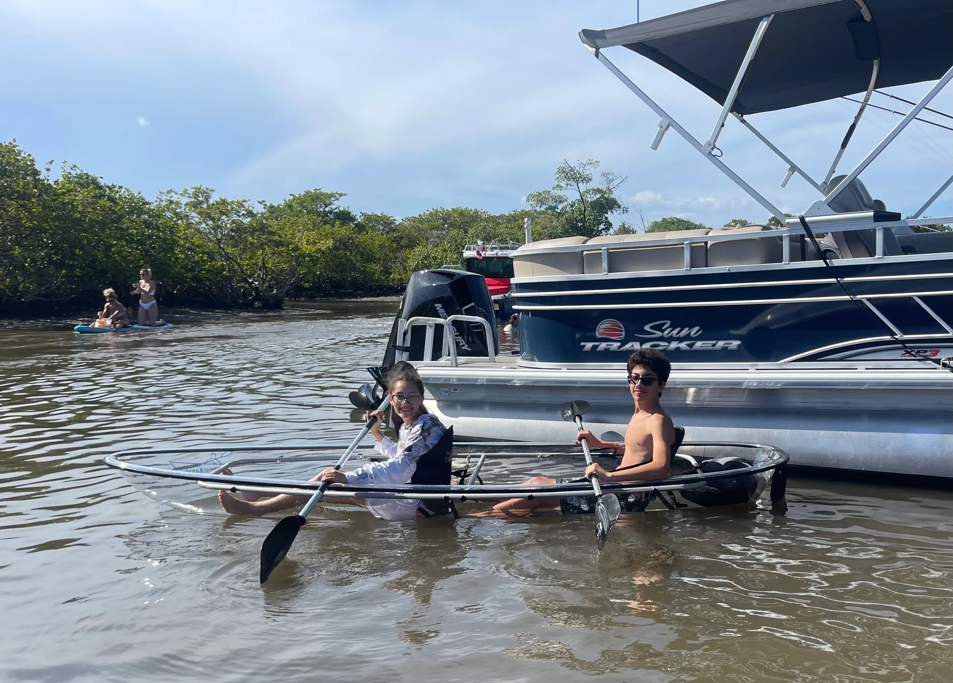 22' Sun Tracker Tritoon 200HP (Gas Partially Inluded)