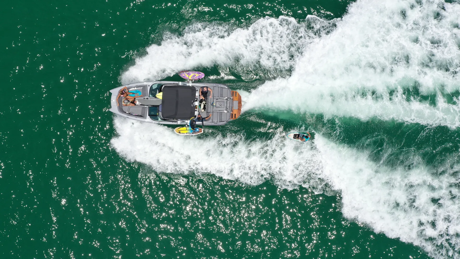 2022 Mastercraft X24 - Cruise Lake Maitland, Winterpark!