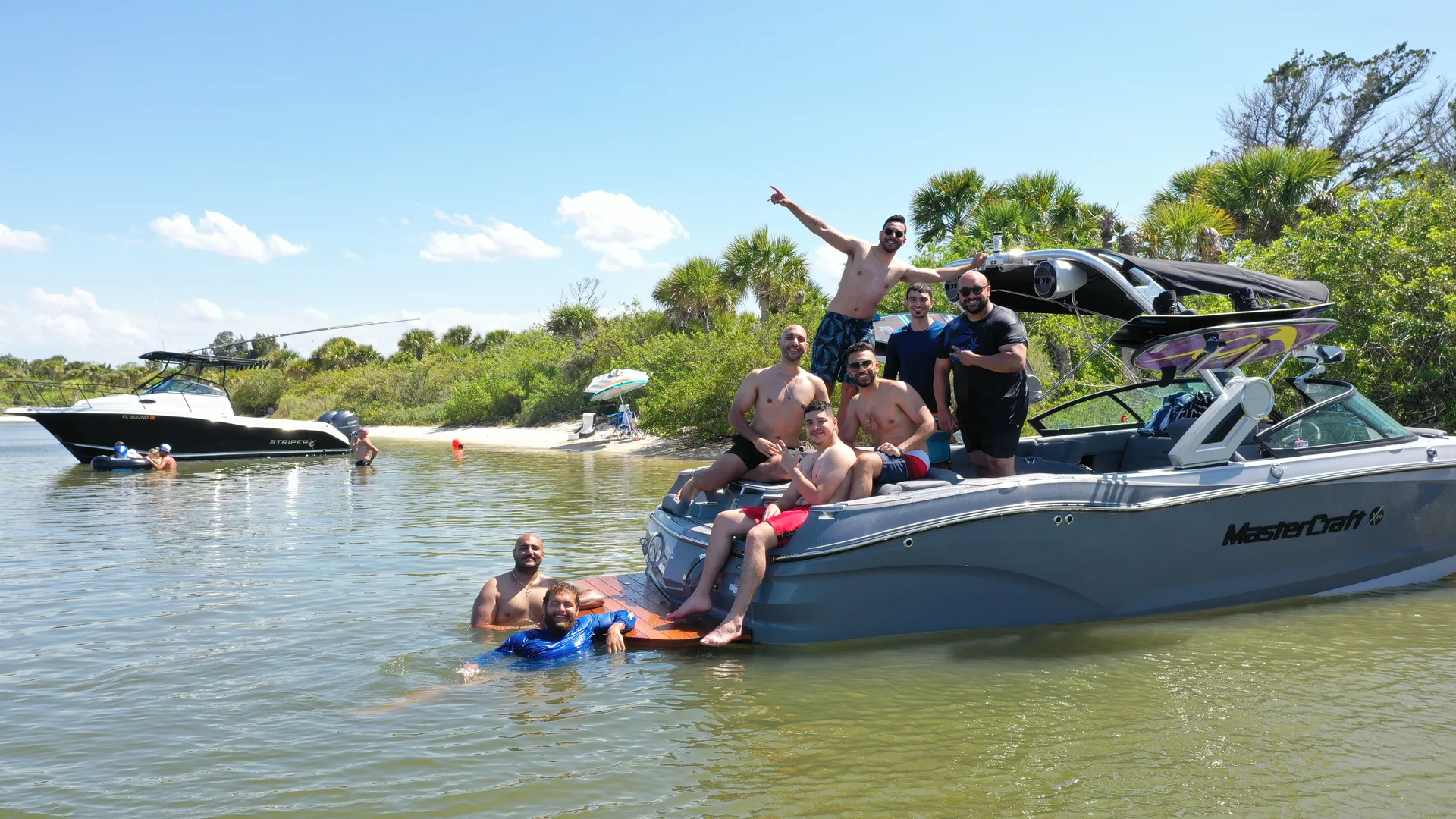 2022 Mastercraft X24 - Cruise Lake Maitland, Winterpark!