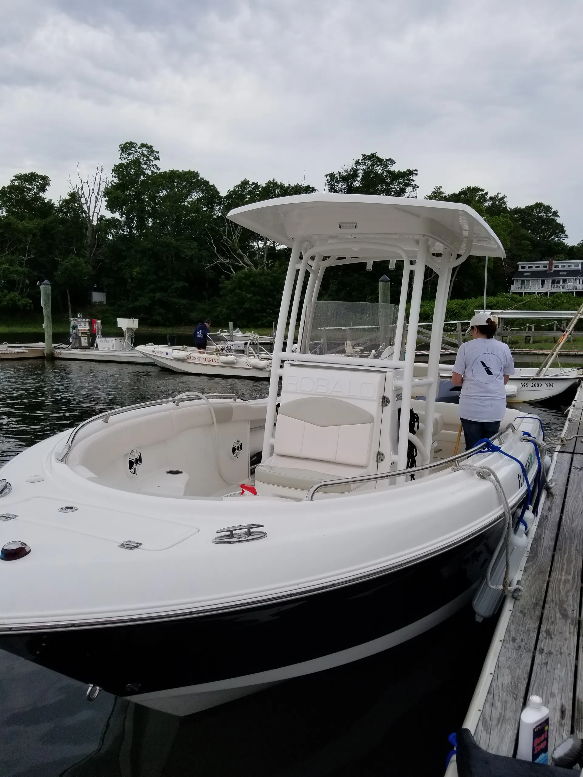 Robalo OB1178963 in Orleans, MA — photo 5