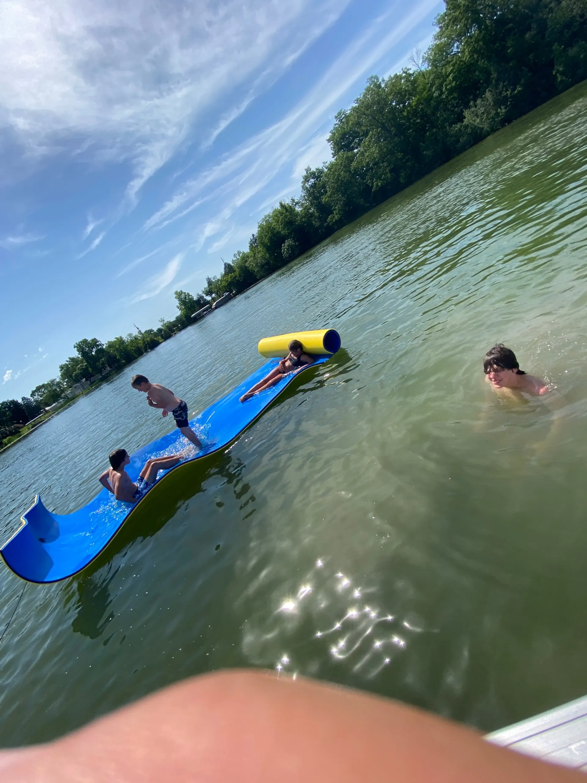 Sylvan Marine 24’ Mirage  in Burlington, WI — photo 6