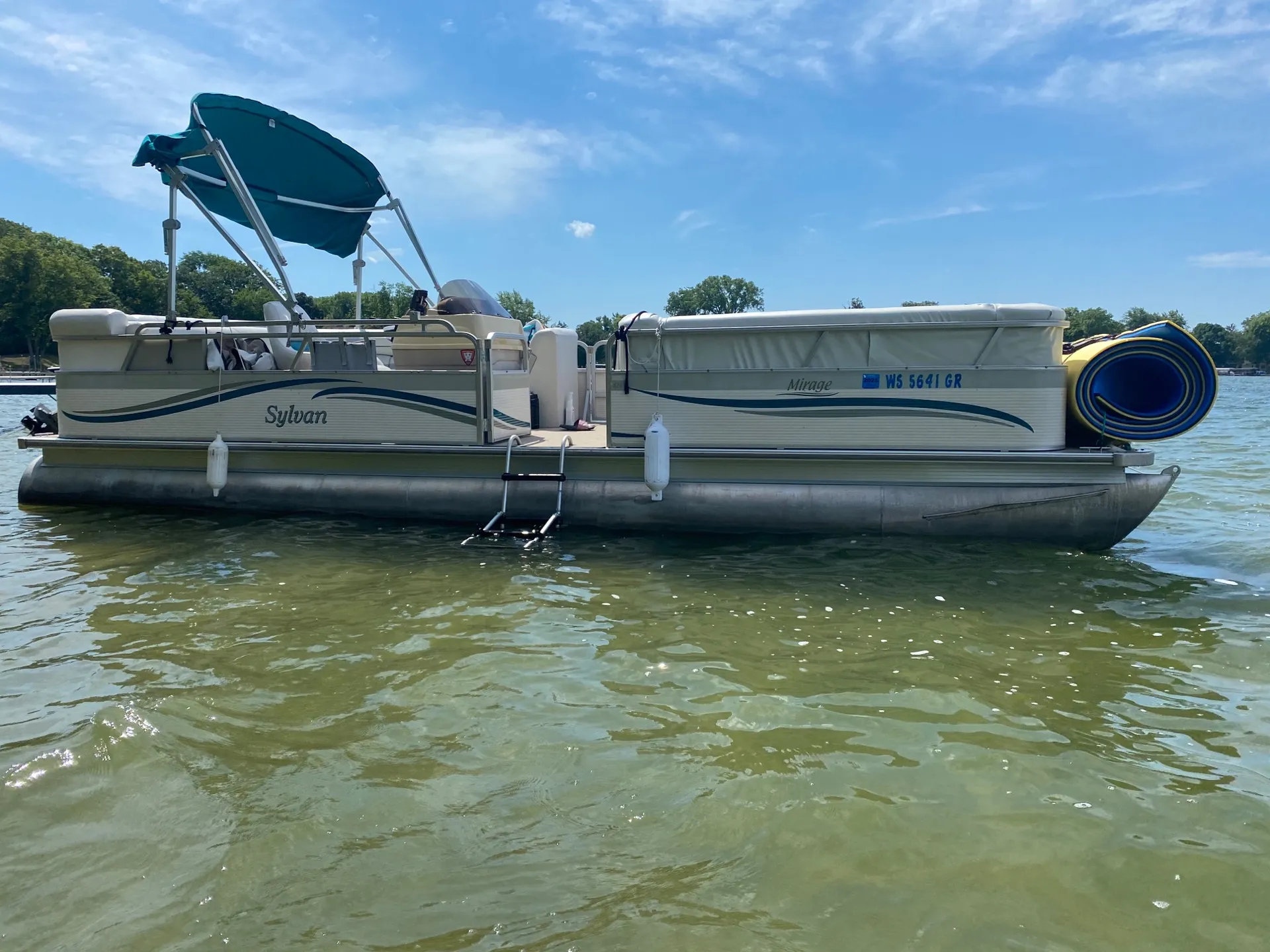 Sylvan Marine 24’ Mirage  in Burlington, WI — photo 7