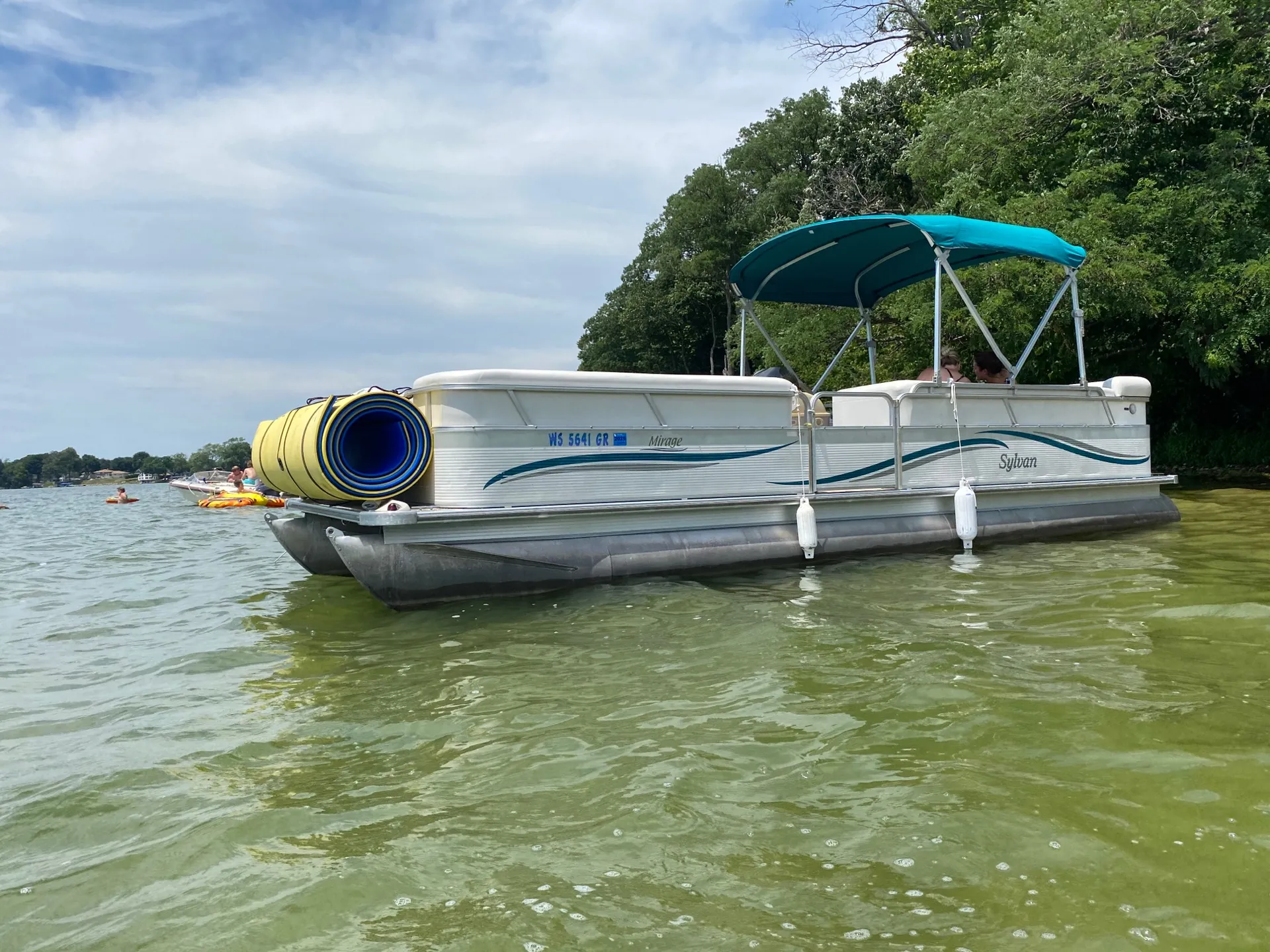 Sylvan Marine 24’ Mirage  in Burlington, WI — photo 10