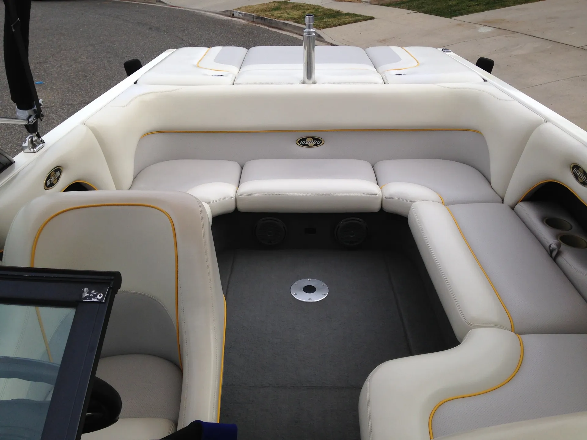 Malibu Boats Sunscape 21 LSV in Salt Lake City, UT — photo 3