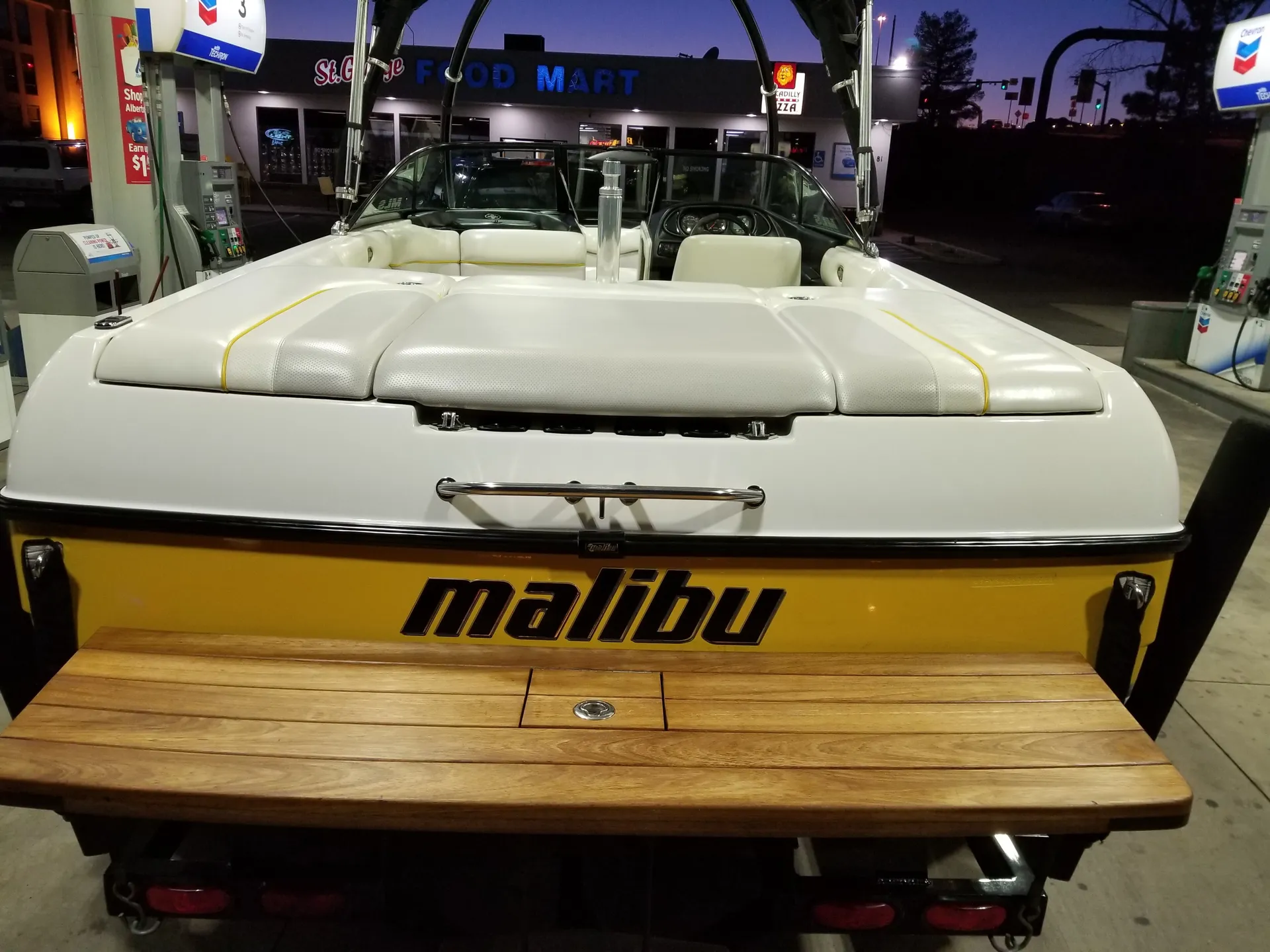 Malibu Boats Sunscape 21 LSV in Salt Lake City, UT — photo 6