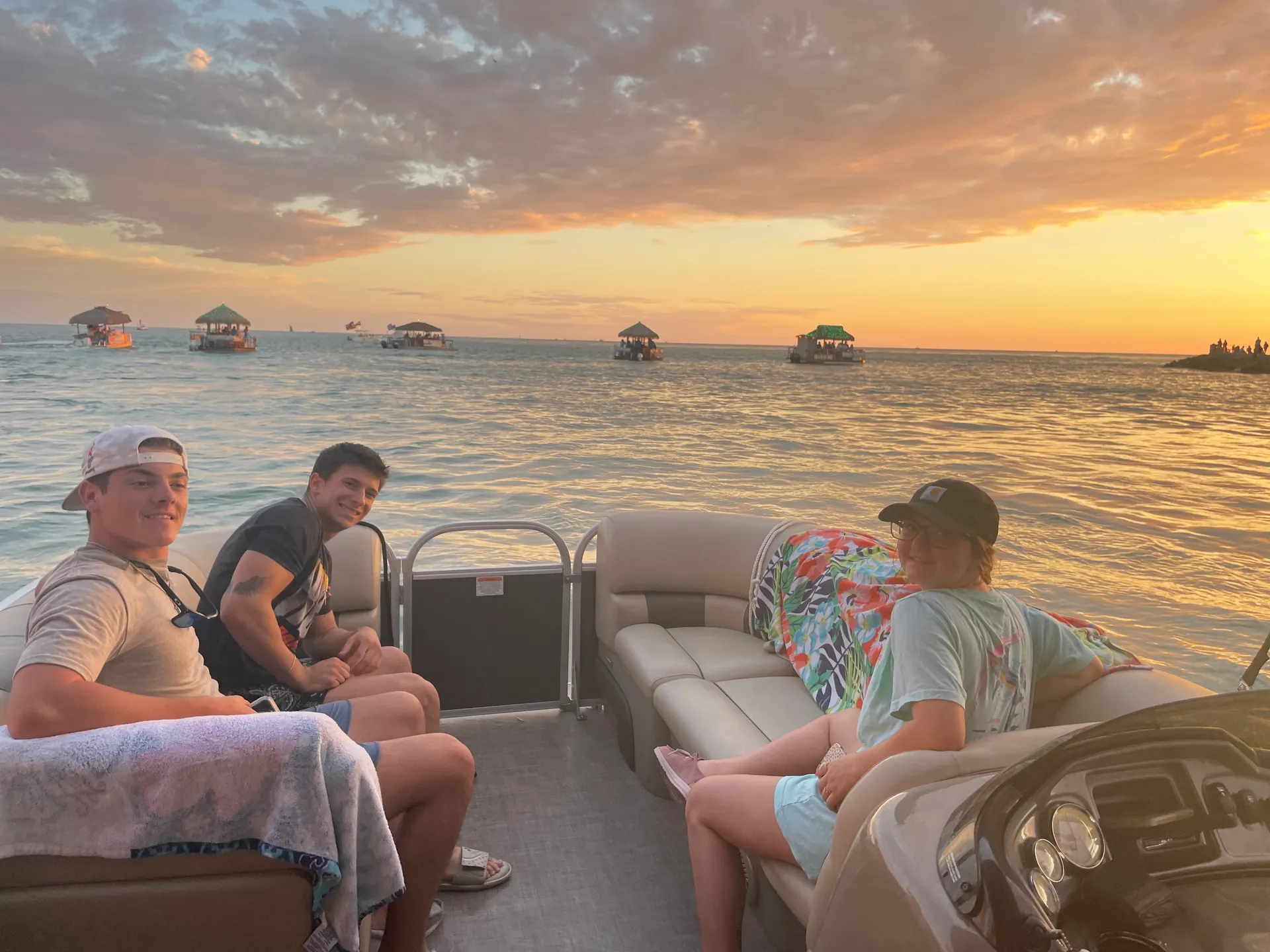 SUN TRACKER PARTY BARGE 20 DLX in Clearwater, FL — photo 5