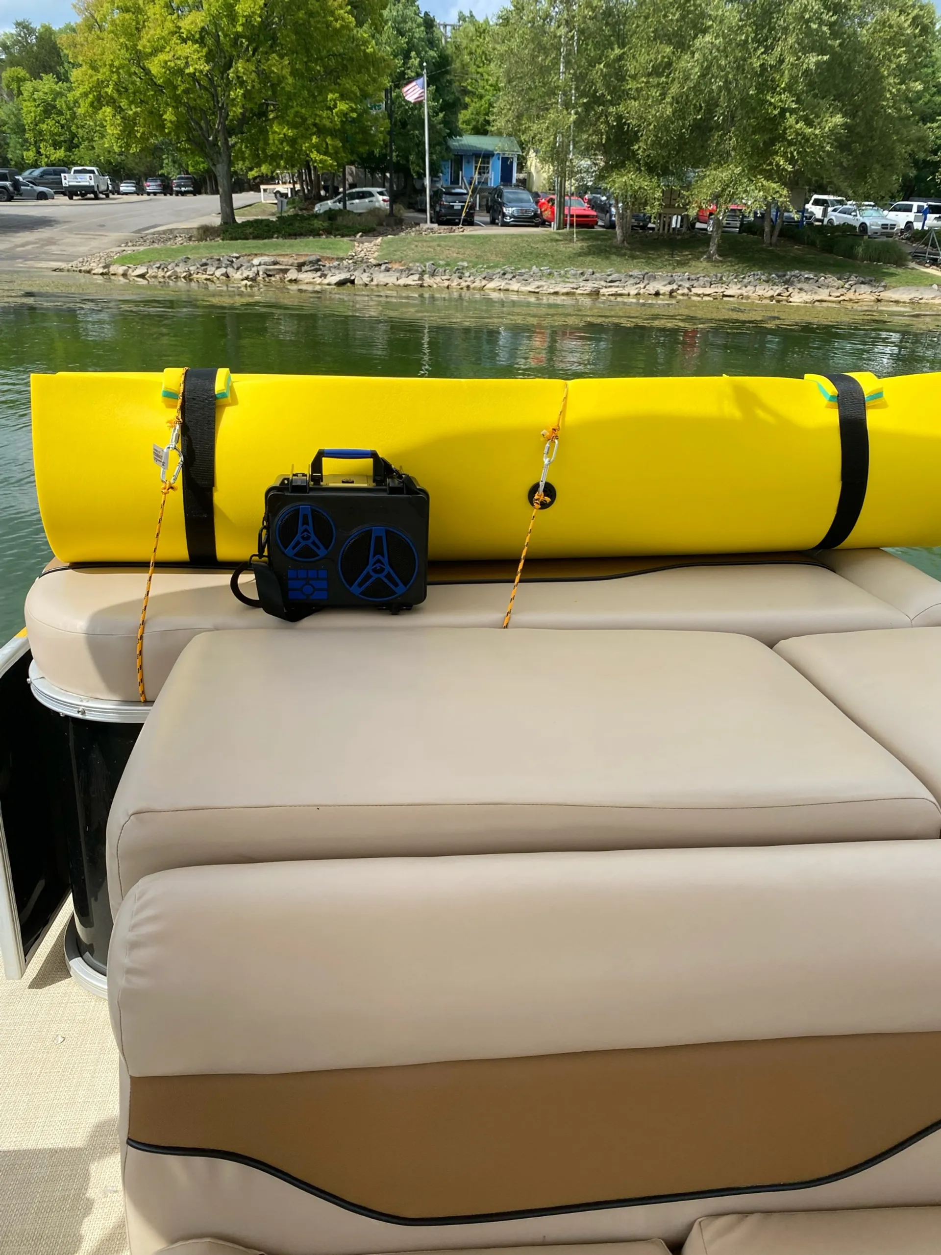 Godfrey Marine Aqua Patio 220 RS 4-Gate in Mt. Juliet, TN — photo 6