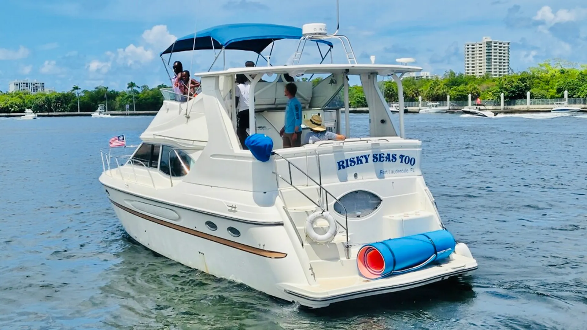 Maxum 4100 SCA in Fort Lauderdale, FL — photo 2