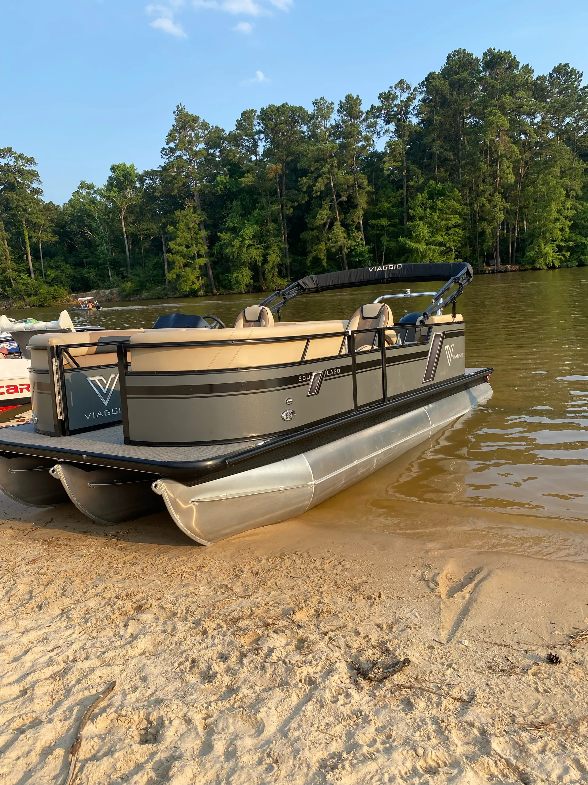 Viaggio Lago 20U in Dayton, TX — photo 2