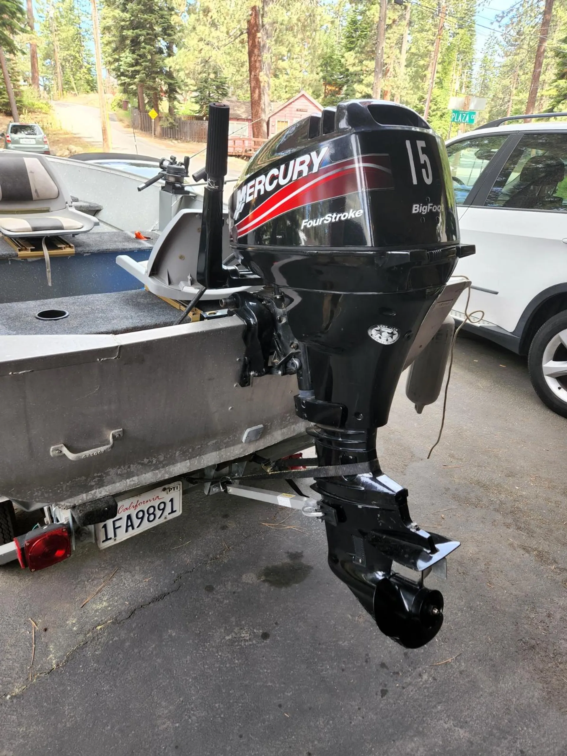 15' Fishing boat totally setup + dialed in! 5 delivery locations avail