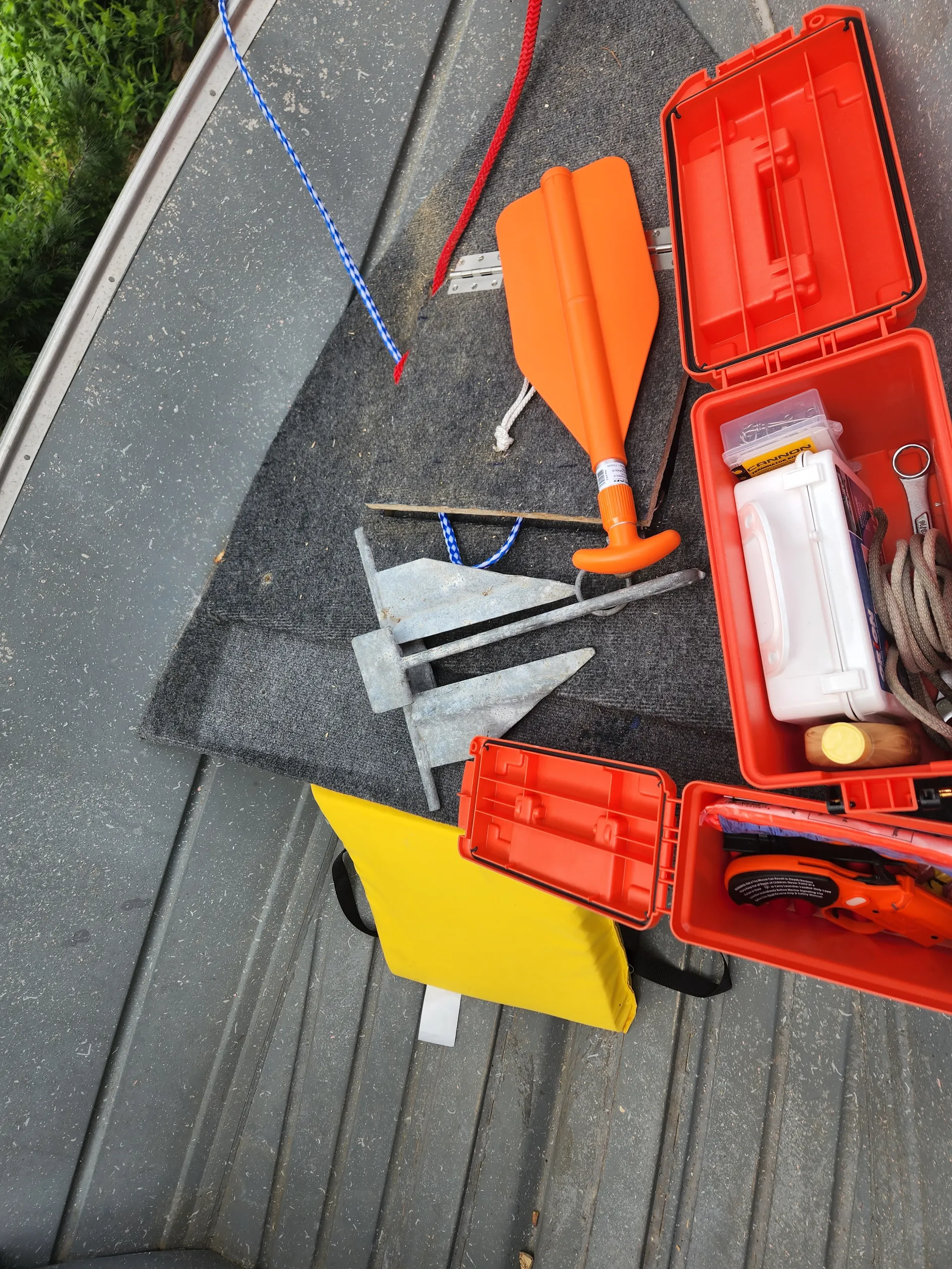 15' Fishing boat totally setup + dialed in! 5 delivery locations avail