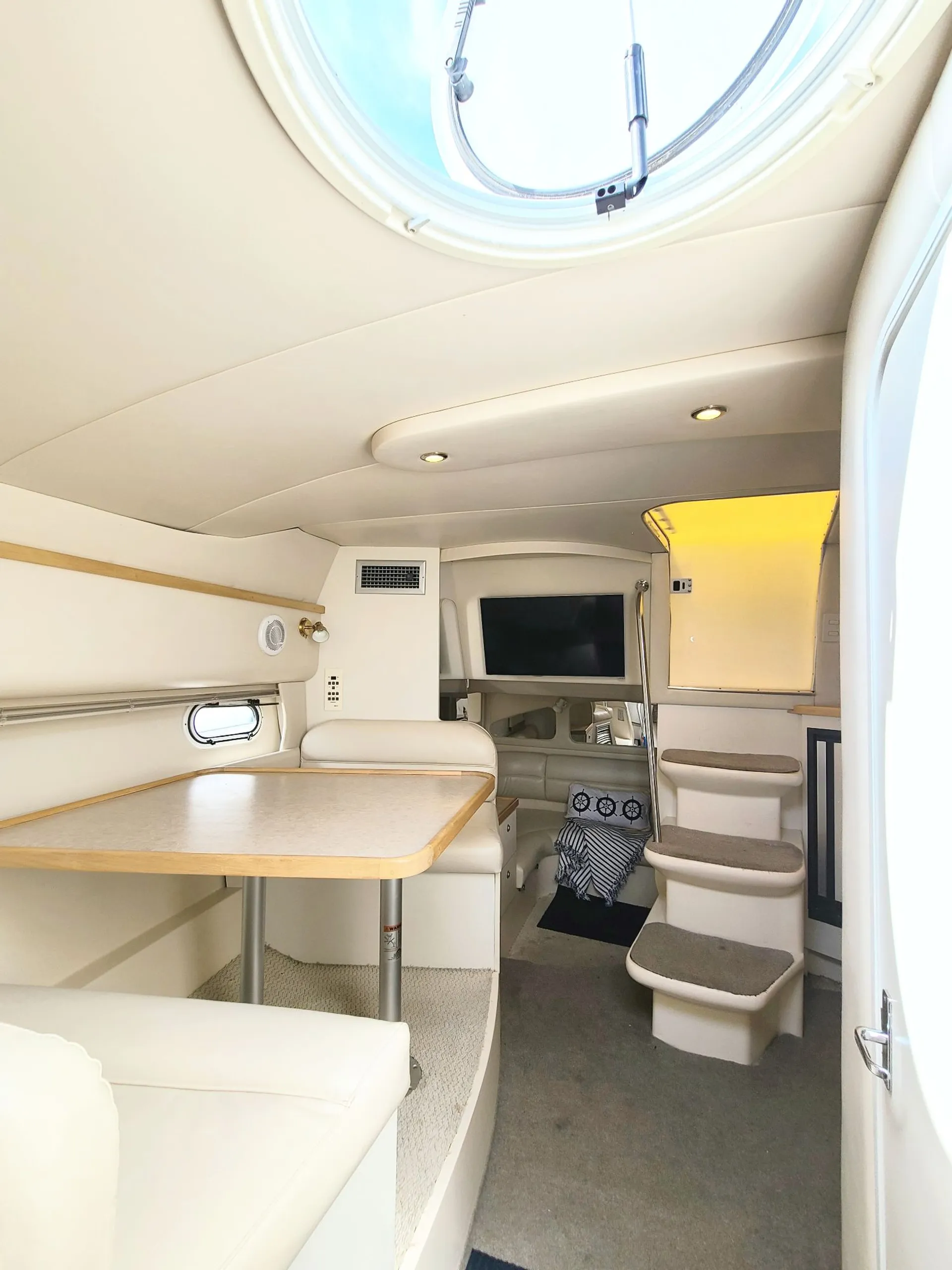 Welcome to Victory at Sea! Let's cruise!