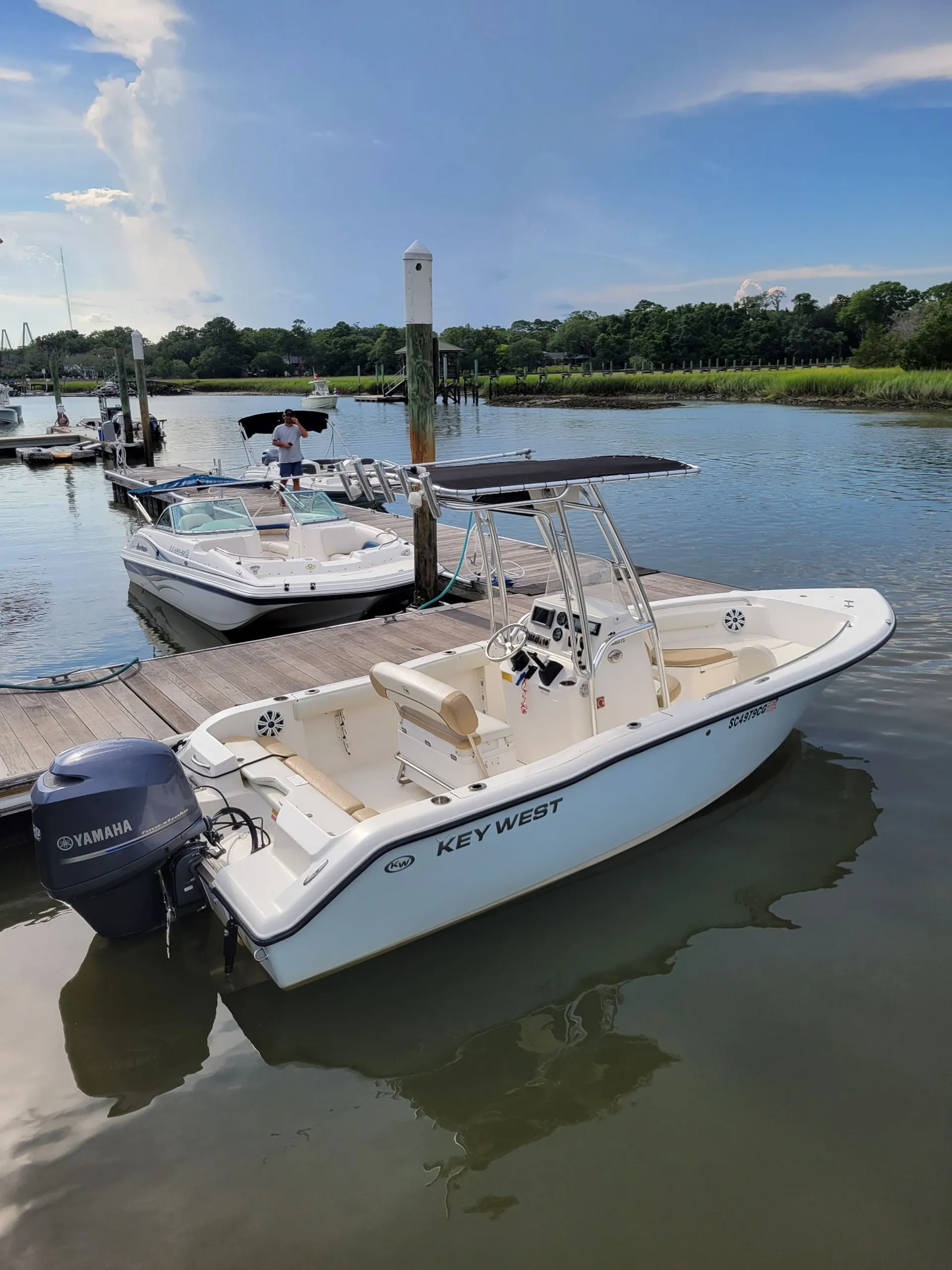 KEY WEST 203FS - Captained - Cruise, Fish, Party!