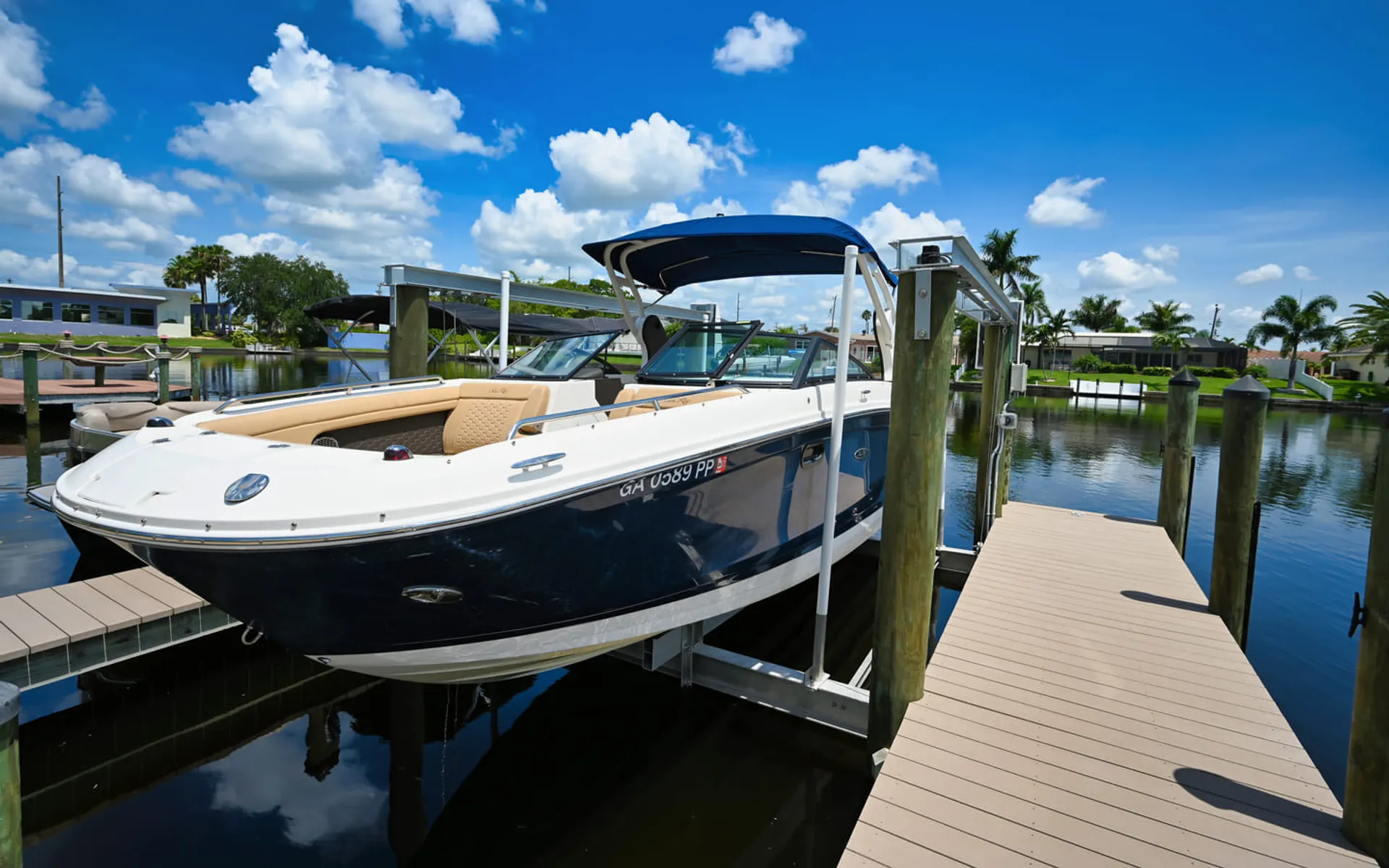 Sea Ray SDX 270 350HP up to 14 People