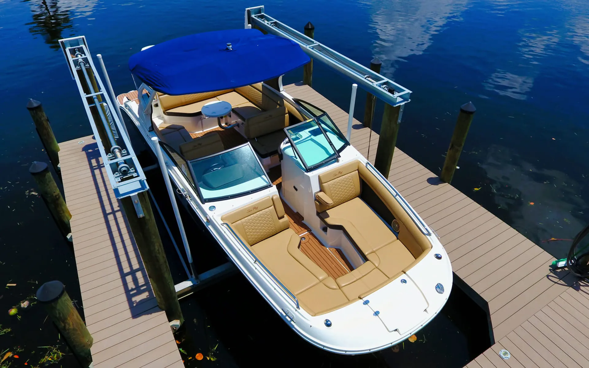 Sea Ray SDX 270 350HP up to 14 People