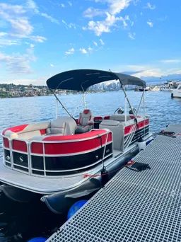 THE MAJESTIC- Lake Washington, American Lake, Puget Sound, Pt Defiance boat photo