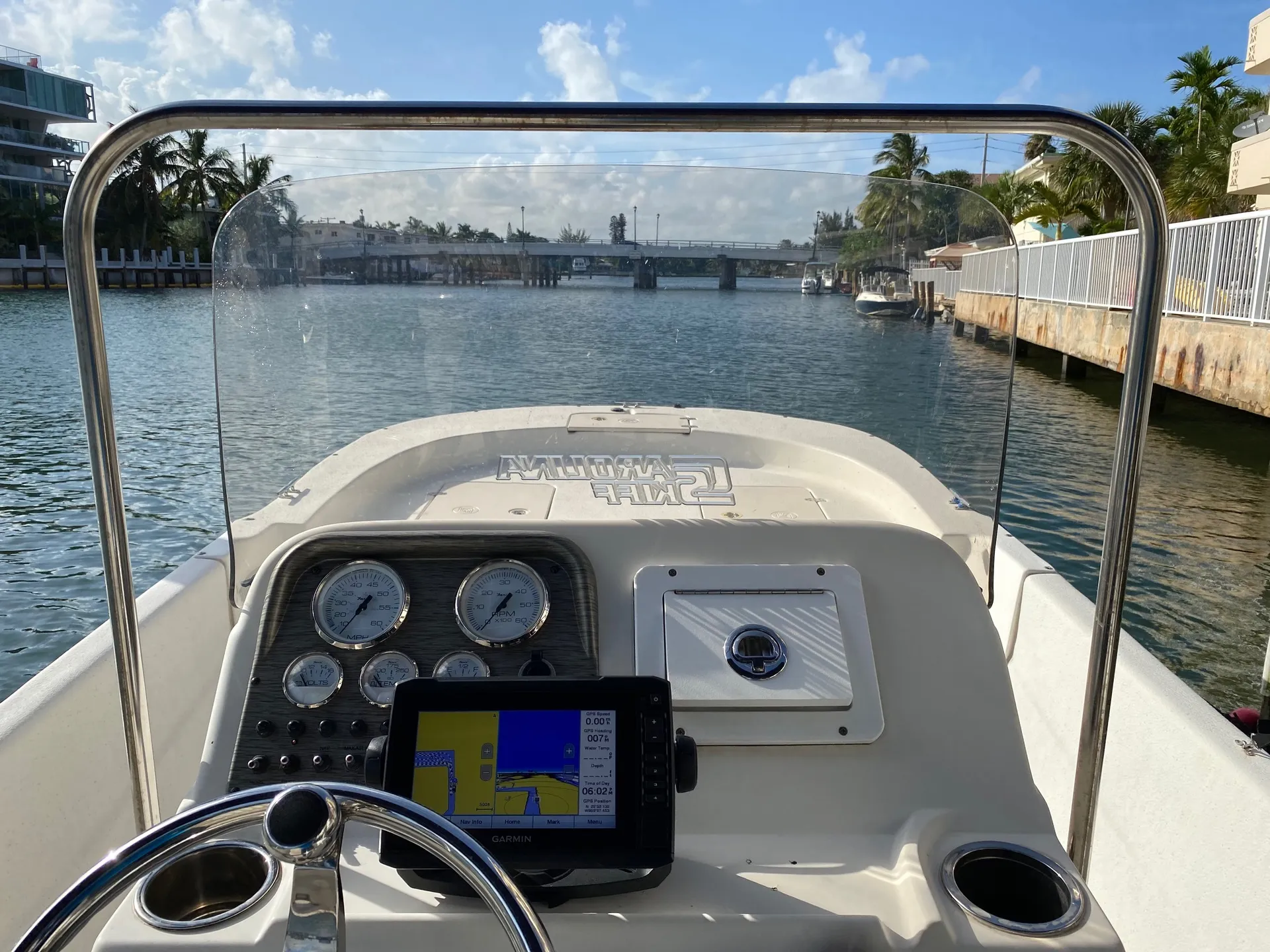 Carolina Skiff 258 DLV in Miami Beach, FL — photo 4