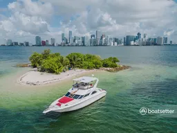 Sea Ray 50’ Yatch in Miami for up to 13 guests