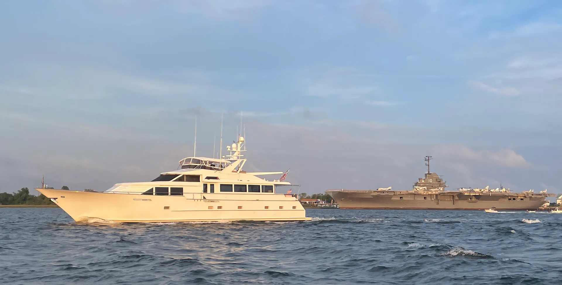 Luxury Motor Yacht Charter in Charleston