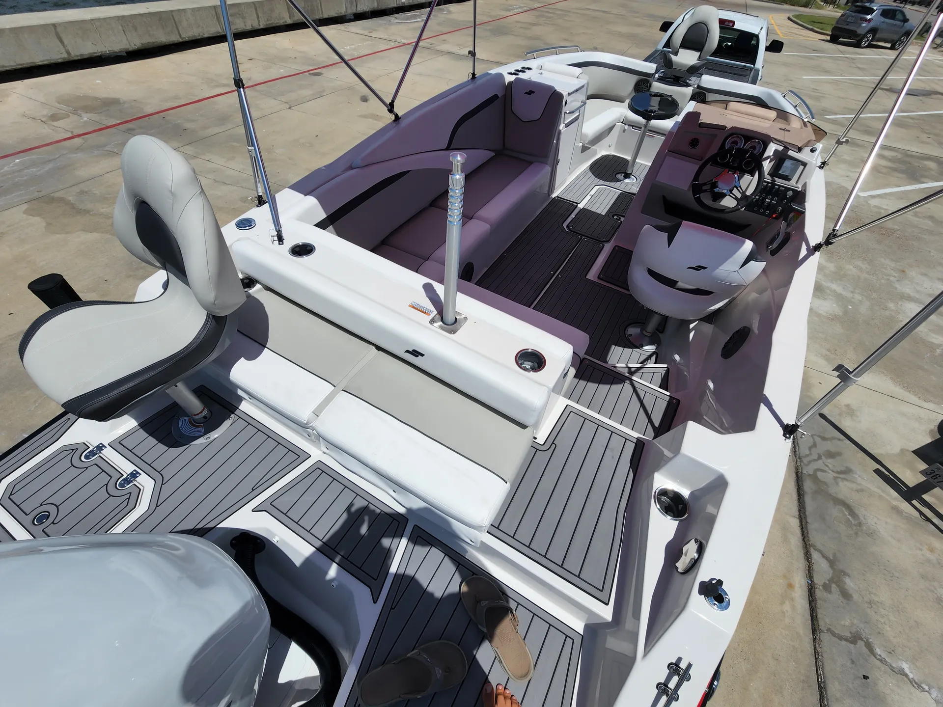 Brand NEW Starcraft SVX 231 - Spacious!