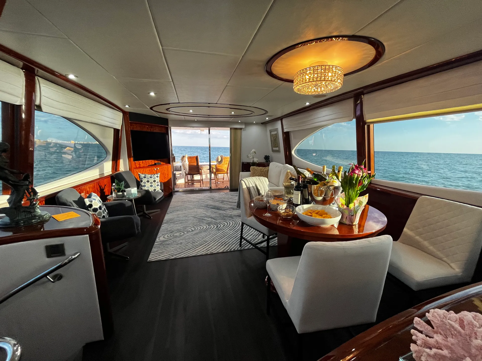 ATHENA: LAZZARA Flybridge Motor Yacht