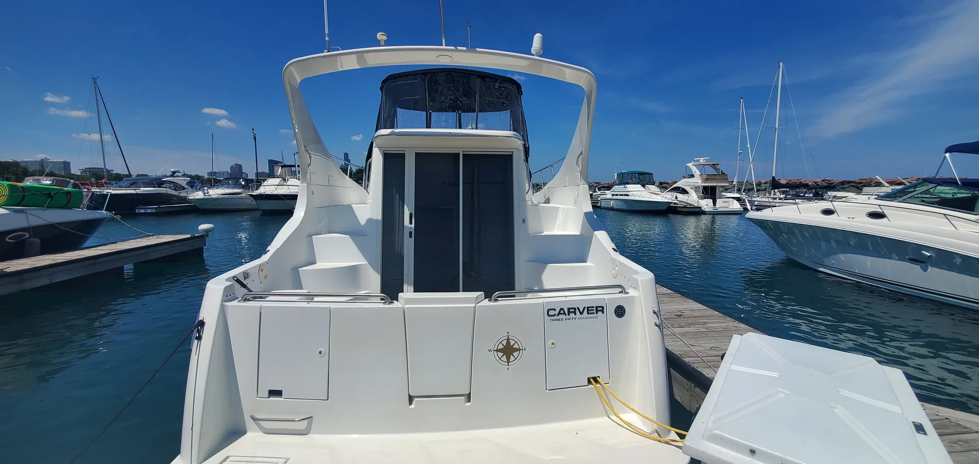 Chicago’s Best Party Yacht – 40’ Double Decker Carver
