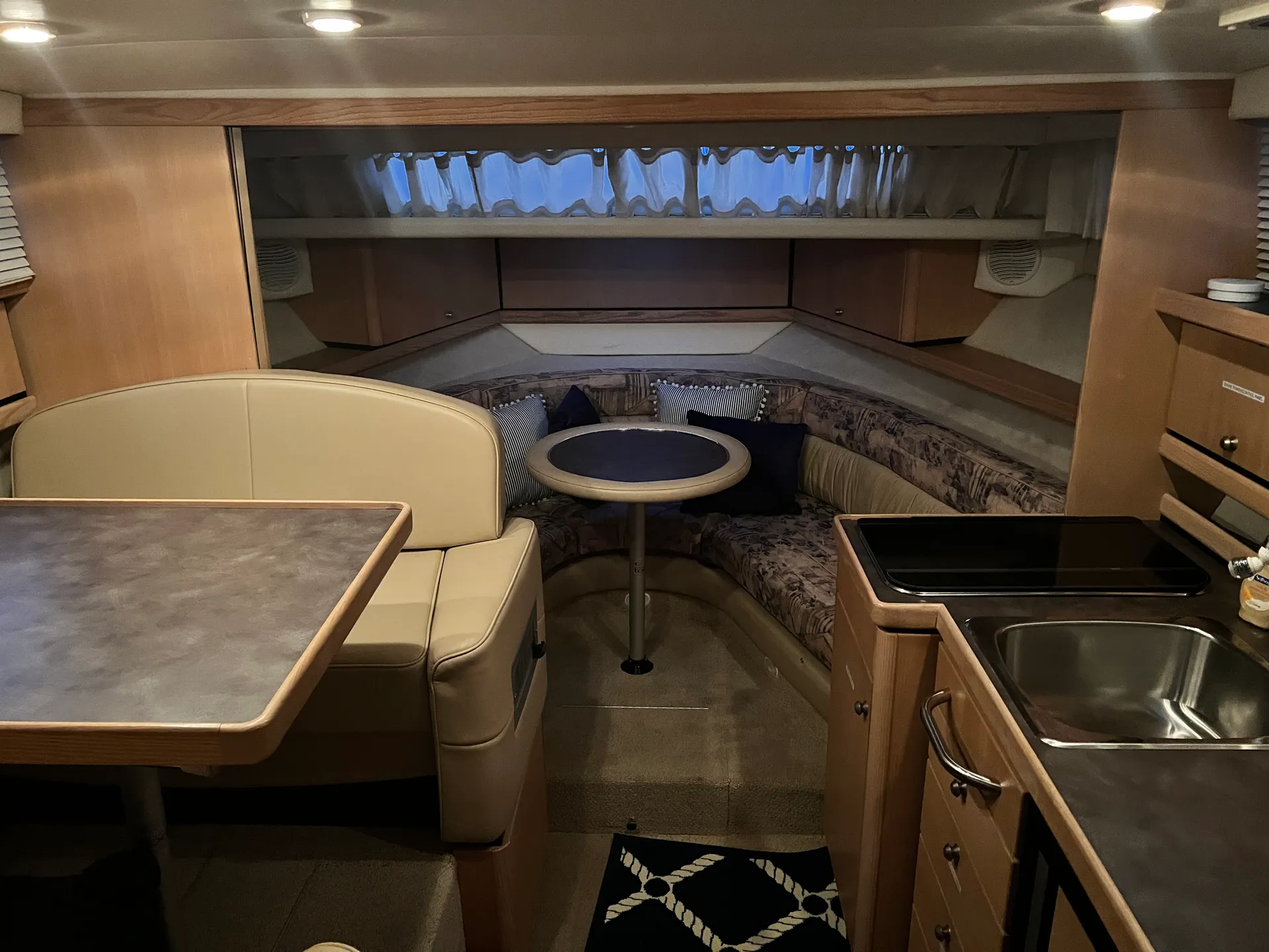 32’ Bayliner Avanti - Gone Voyage