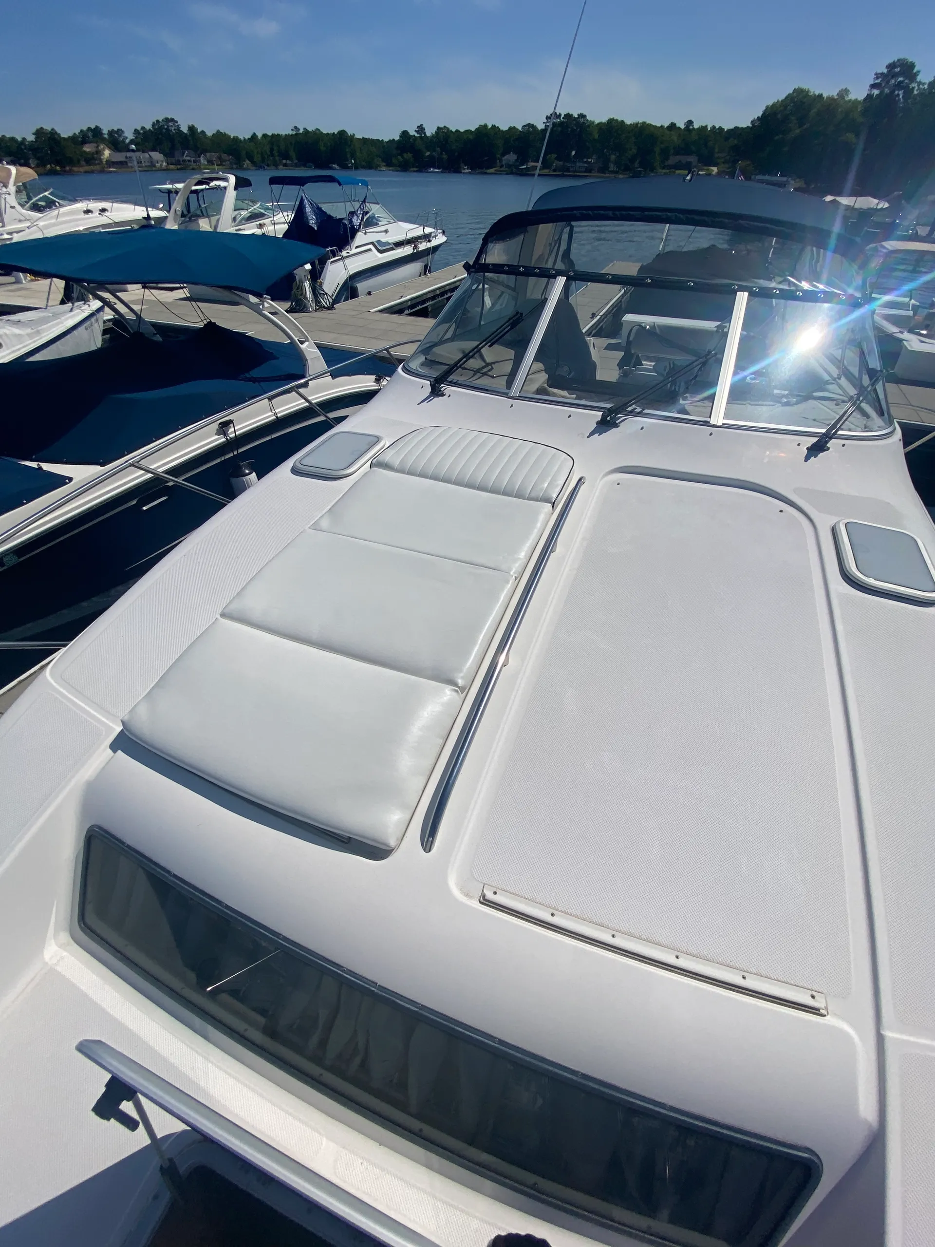 32’ Bayliner Avanti - Gone Voyage