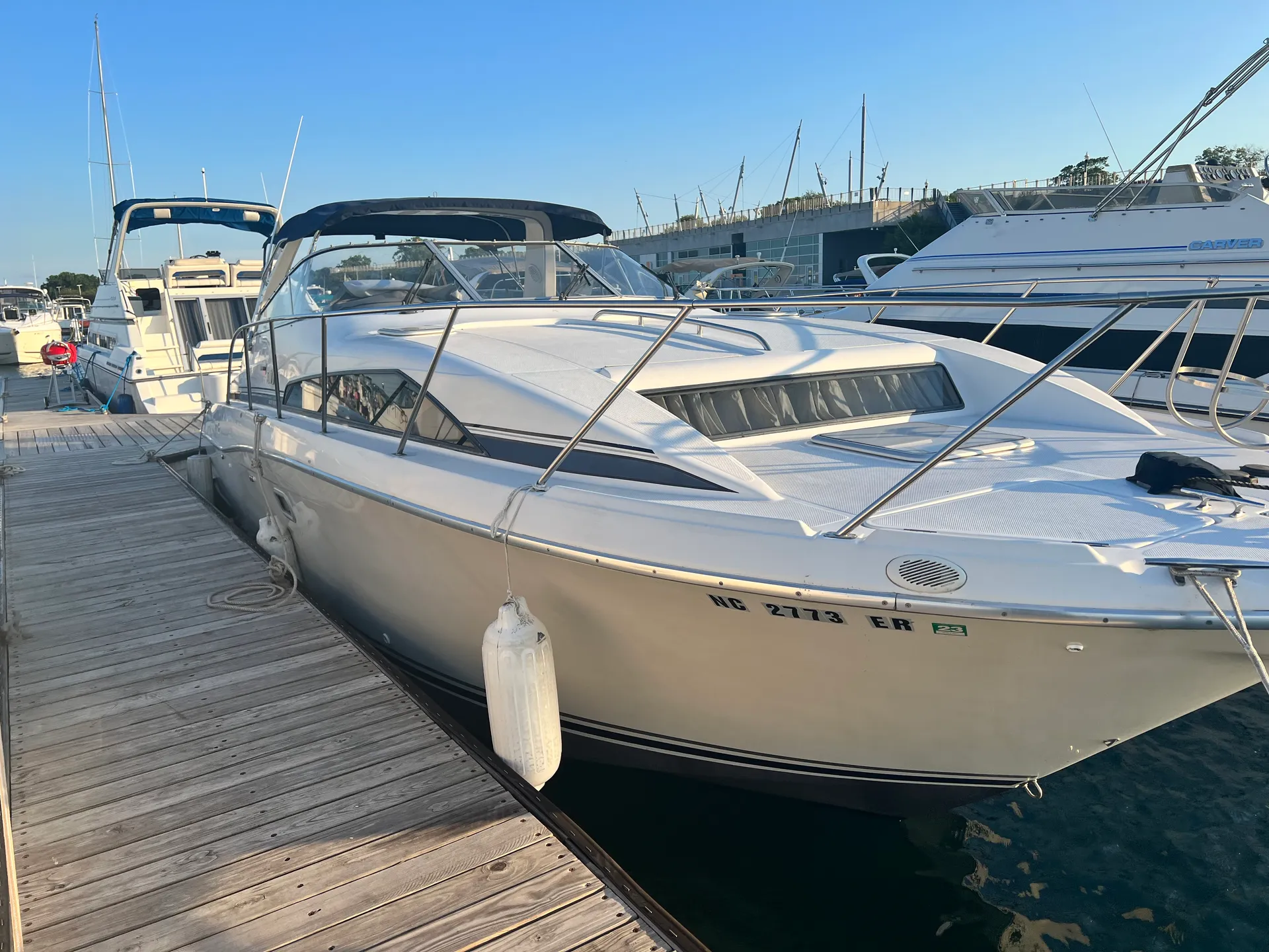 32’ Bayliner Avanti - Gone Voyage