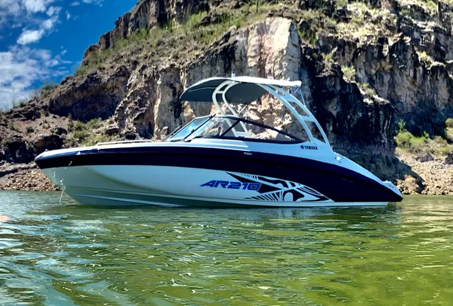Rent a YAMAHA bow rider in Peoria, AZ near me