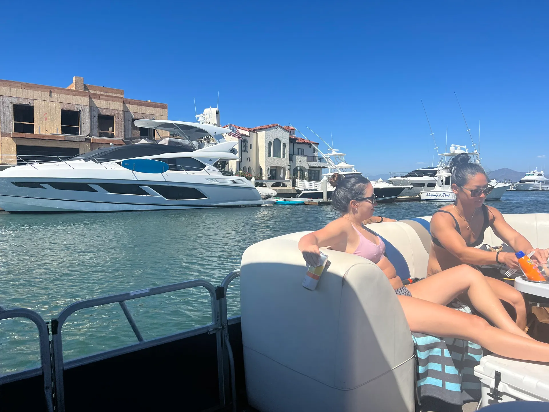 Encore Bentley Bentley Encore 240 Cruise in San Diego, CA — photo 6