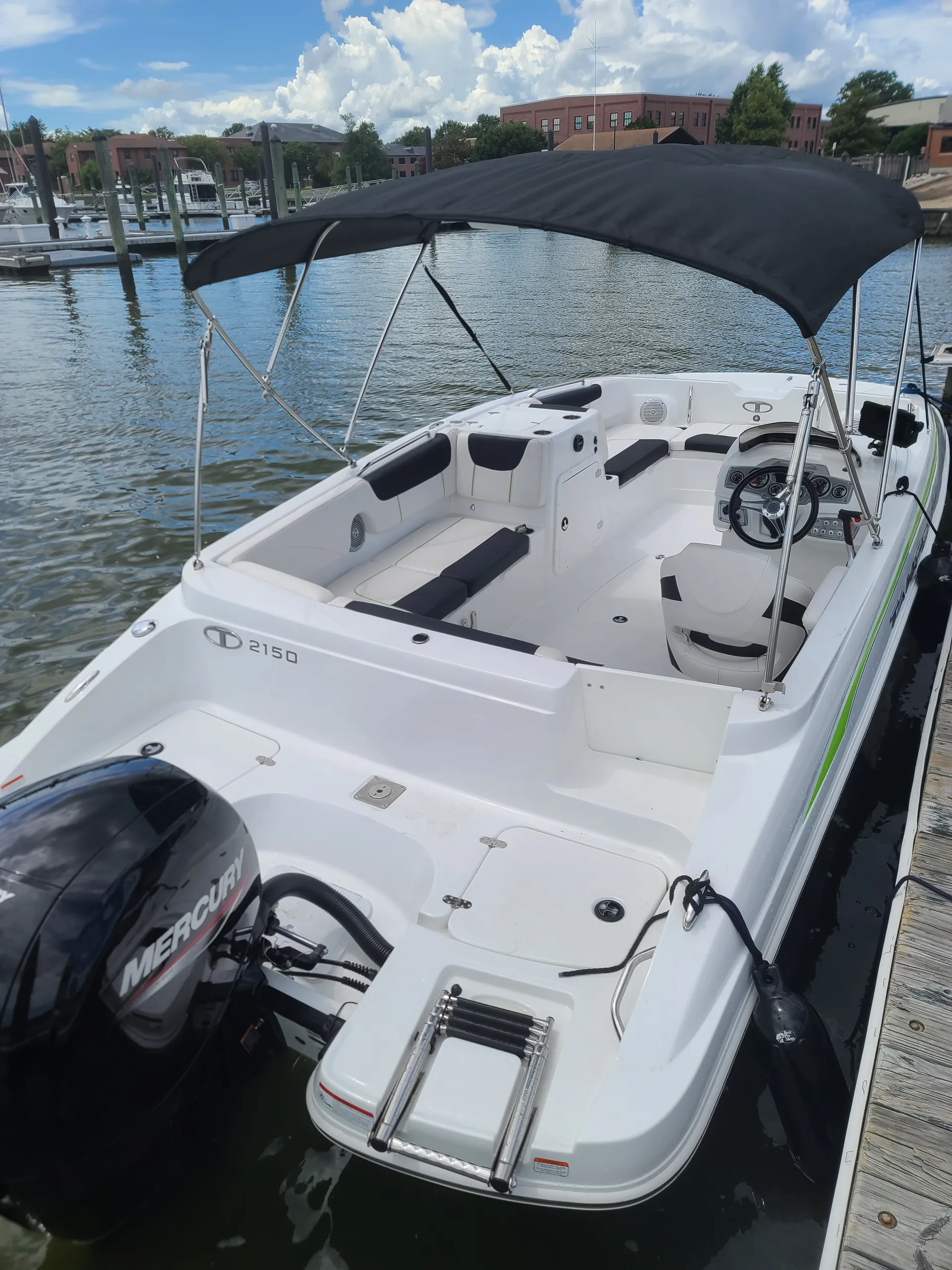 TAHOE BY TRACKER MARINE 2150 OB W/150XL 4-S in Hampton, VA — photo 5