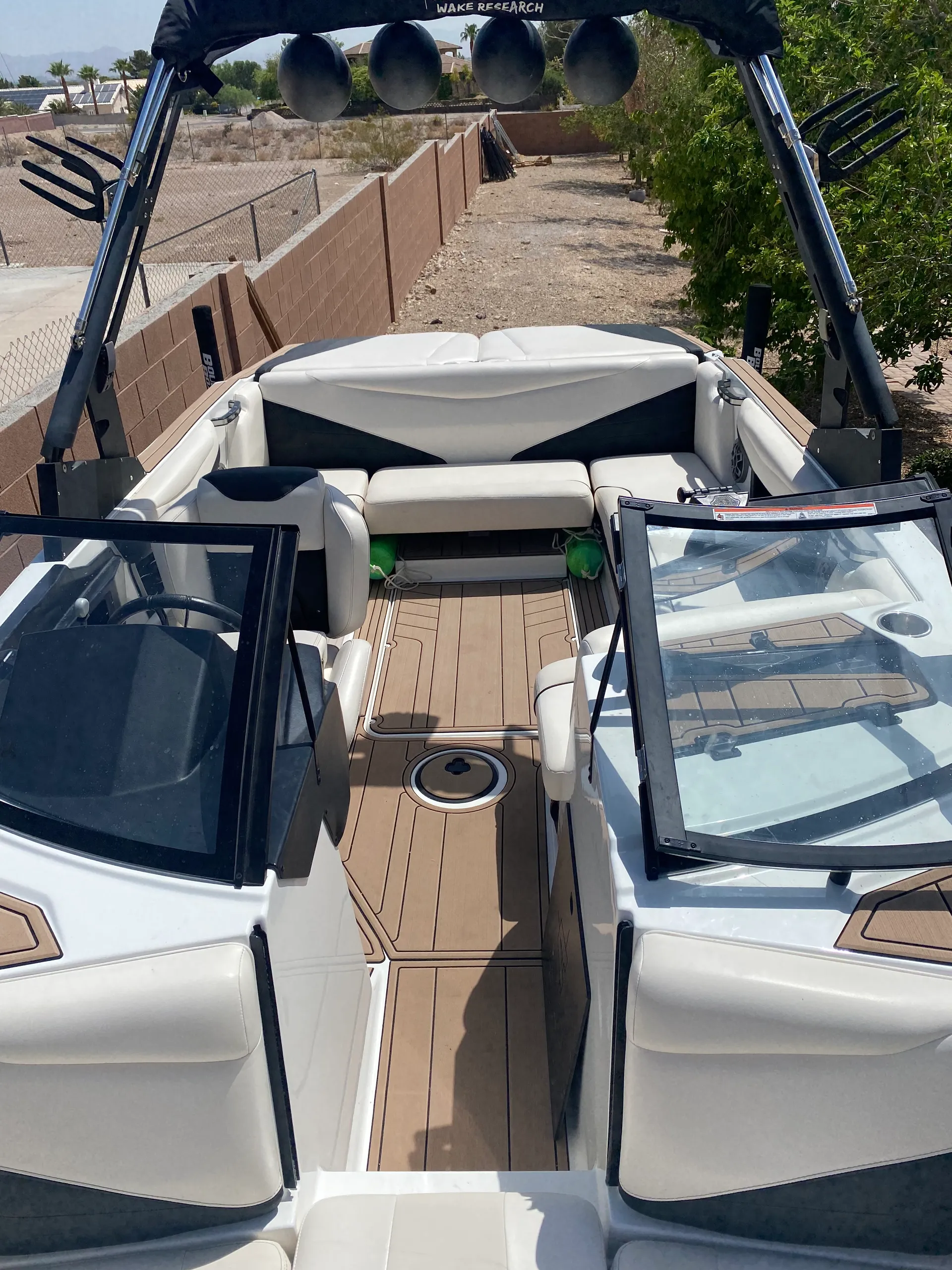 AXIS WAKE RESEARCH T22 W/TRAILER in Las Vegas, NV — photo 3