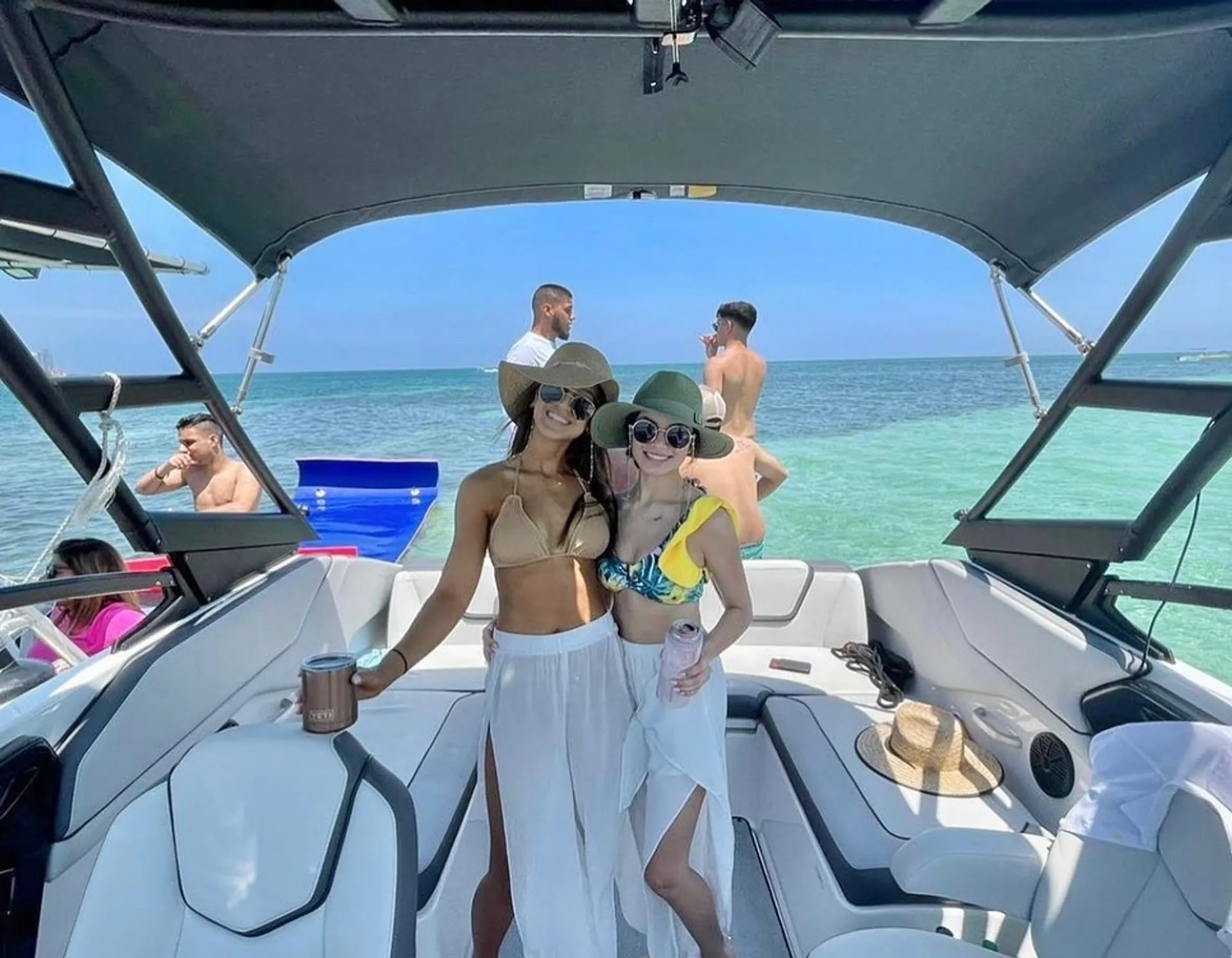 2024 Brand new 25ft Yamaha Jet Boat For Rent!