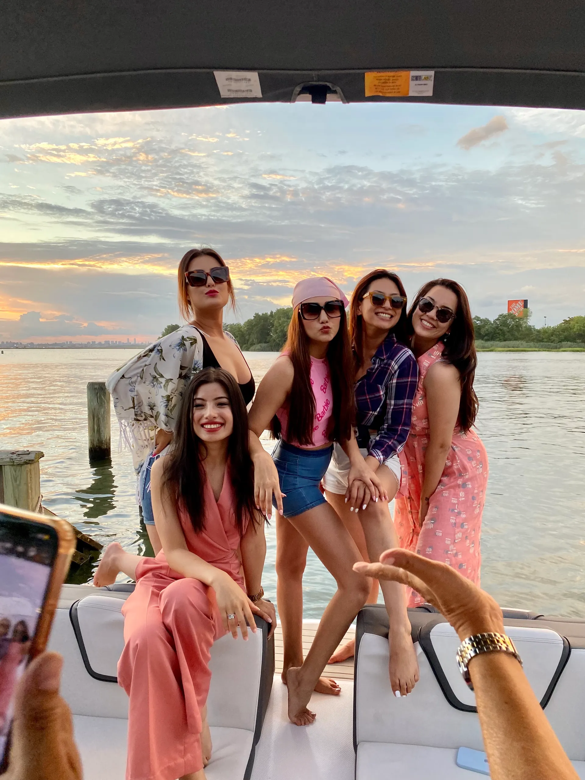 2024 Brand new 25ft Yamaha Jet Boat For Rent!