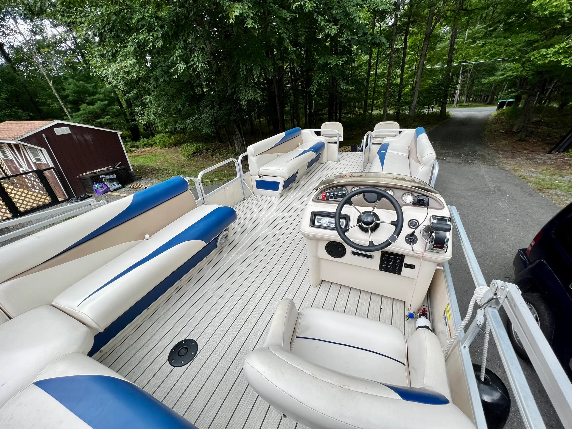 Sweet water fish and cruise 26’ Pontoon  
