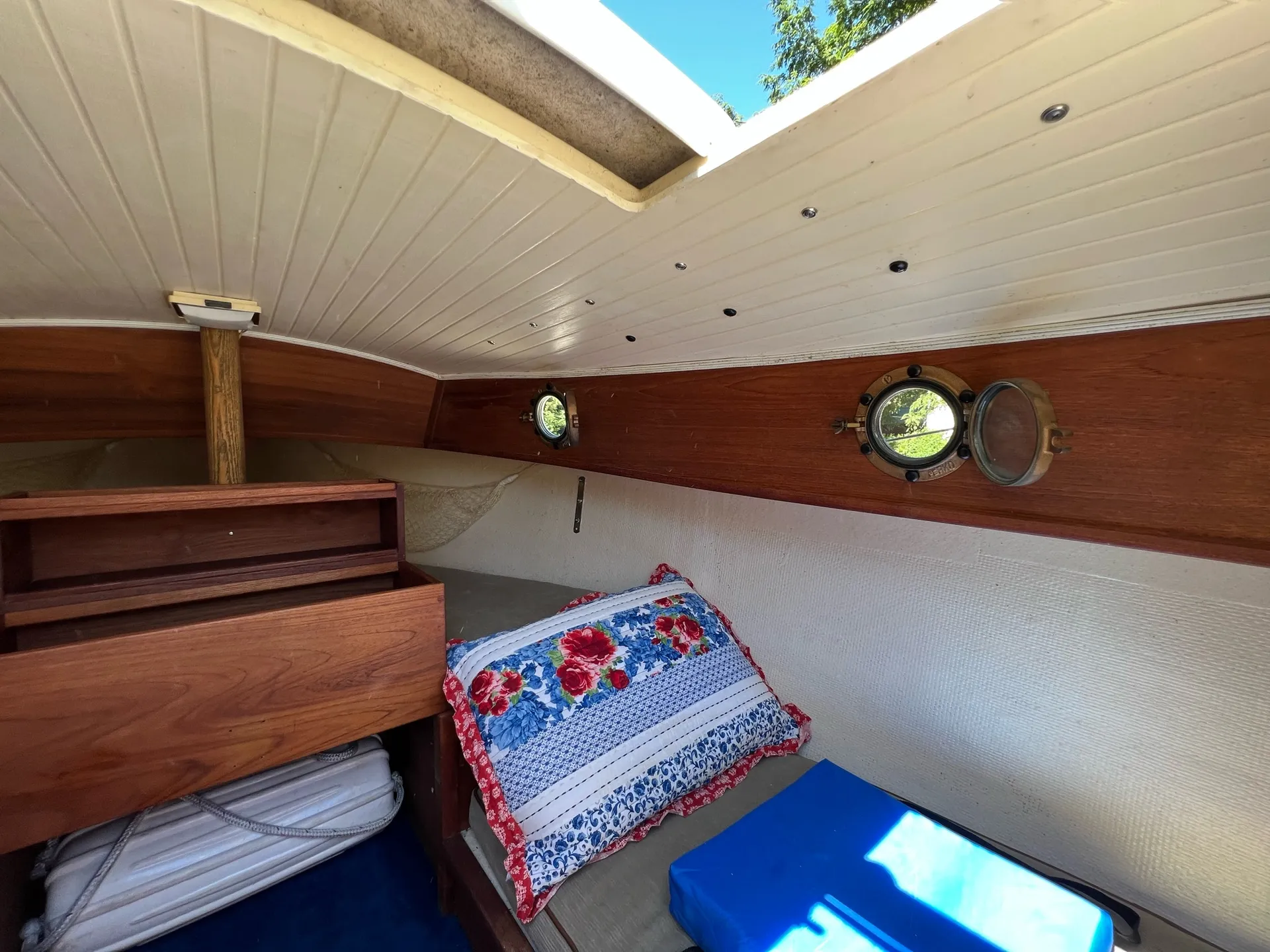 Com-Pac Yachts 19 in Calumet Township, MI — photo 9