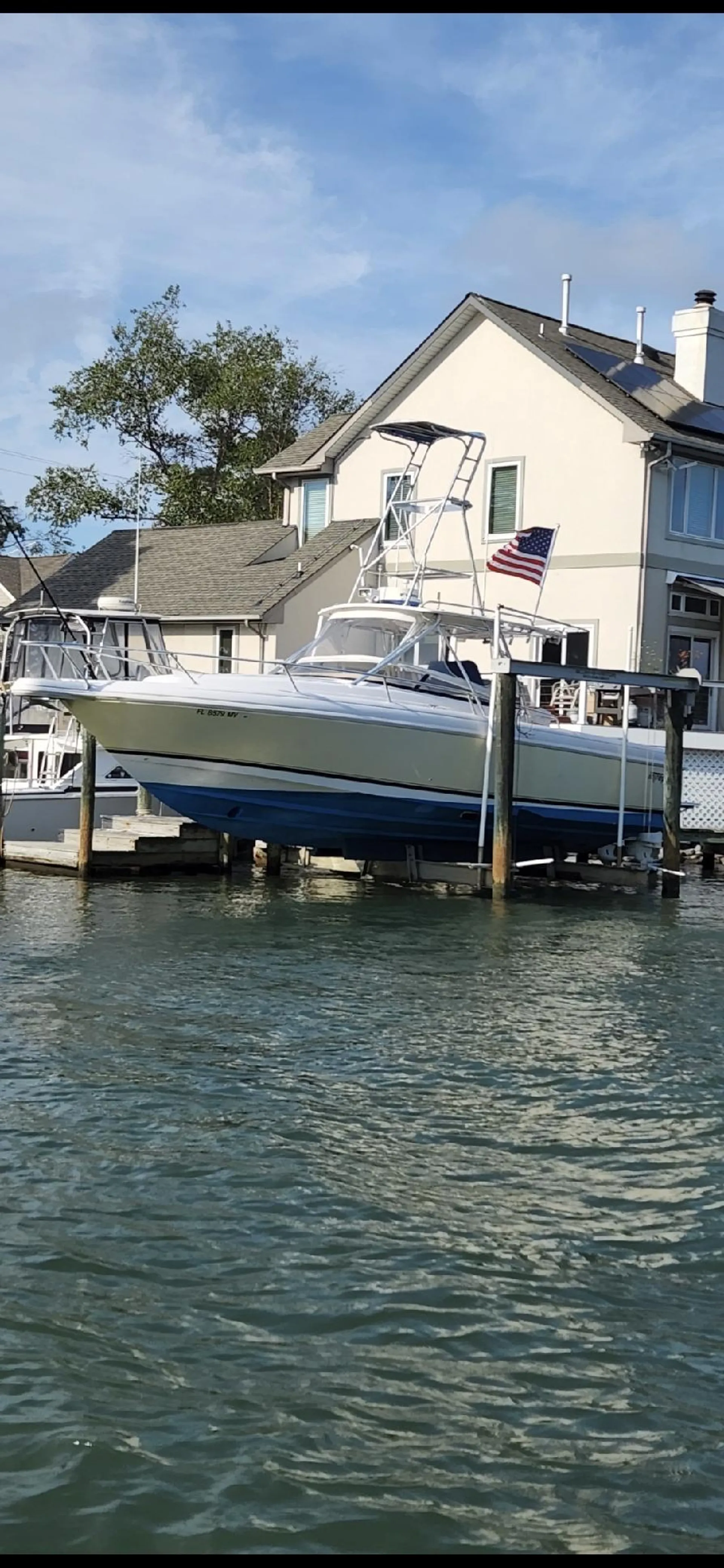 Intrepid 350 Walkaround w/ bathroom